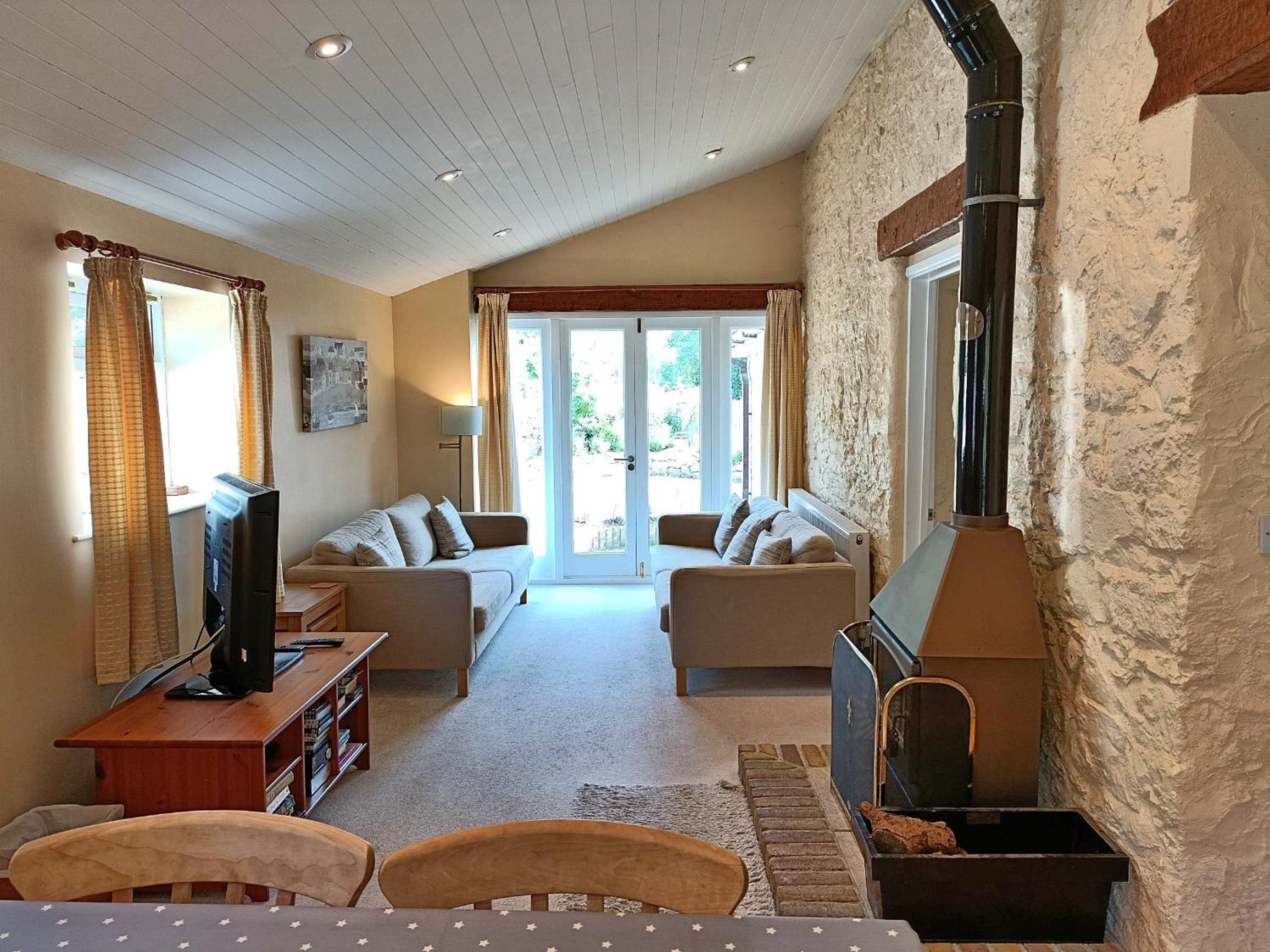 Finest Retreats - Little Dunley - Lake View view 5