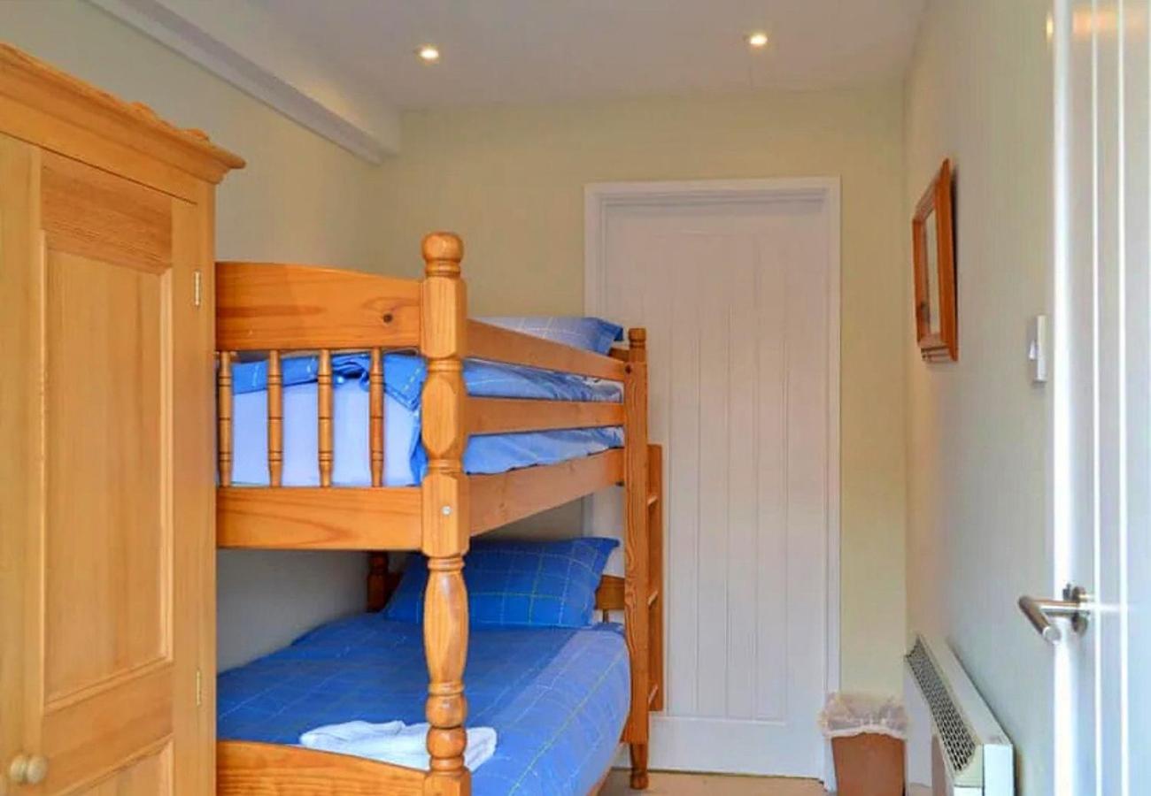 Finest Retreats - Little Dunley - Vine Lodge view 4