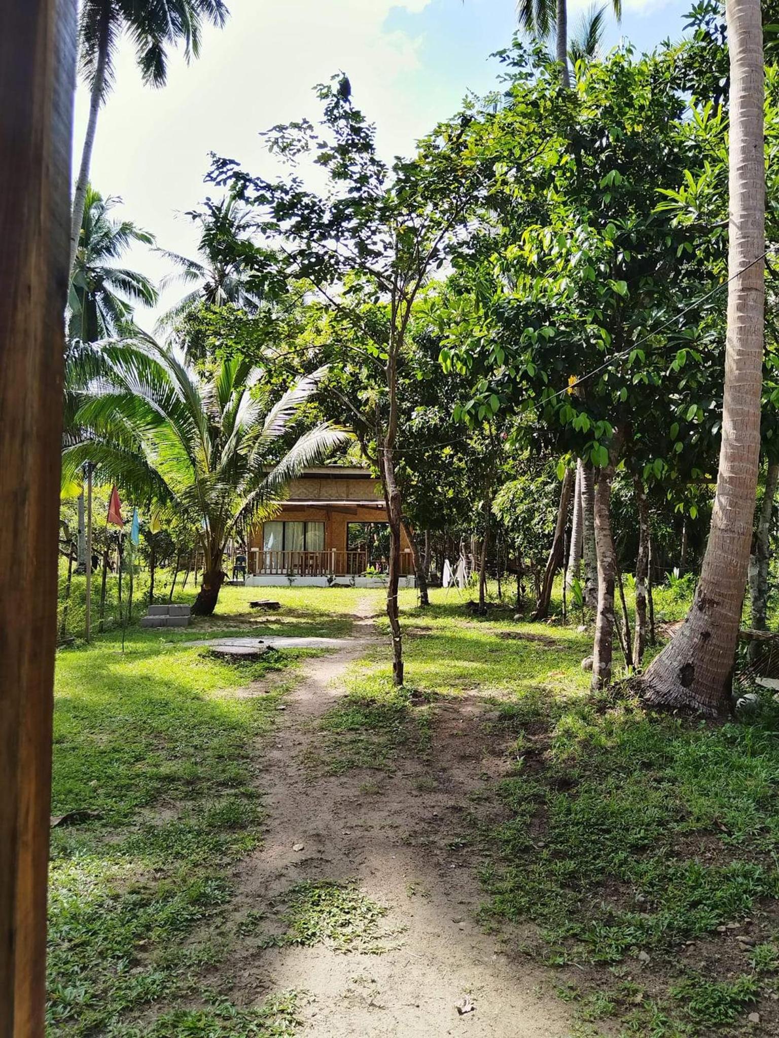 The Beach House at Dipnay San Fernando, El Nido view 5