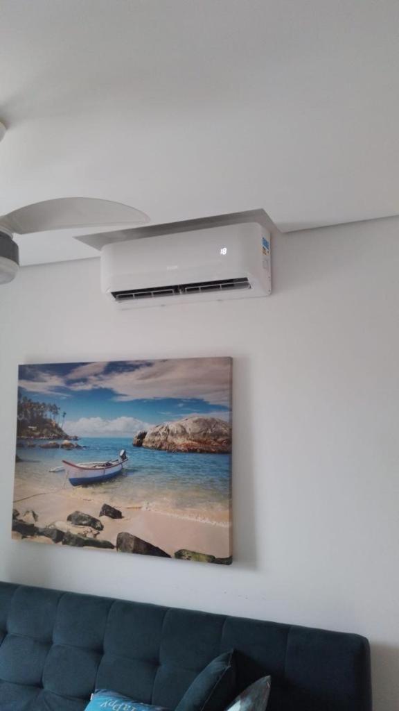 Apto novo com AC 1 quadra da praia Guaratuba PR