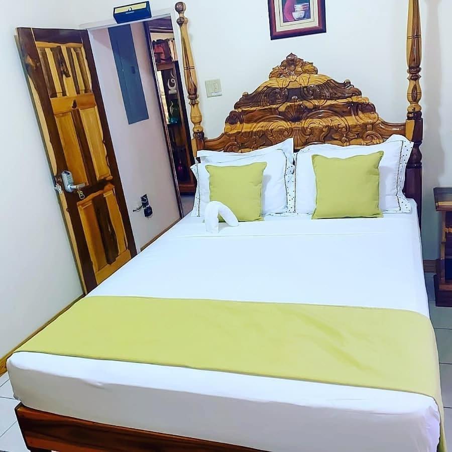 Windbreak Villa