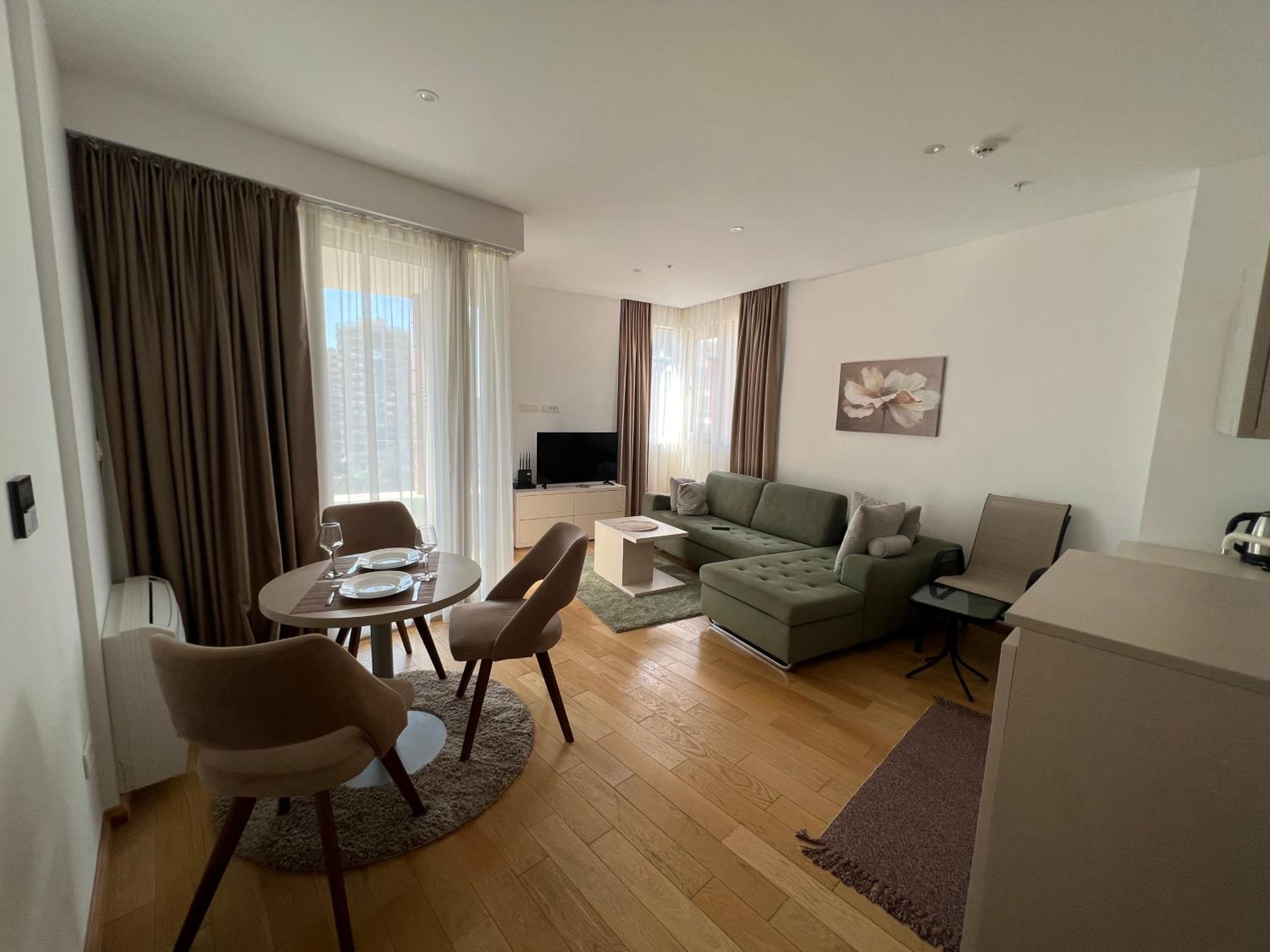 Seabreeze apartments Budva view 5