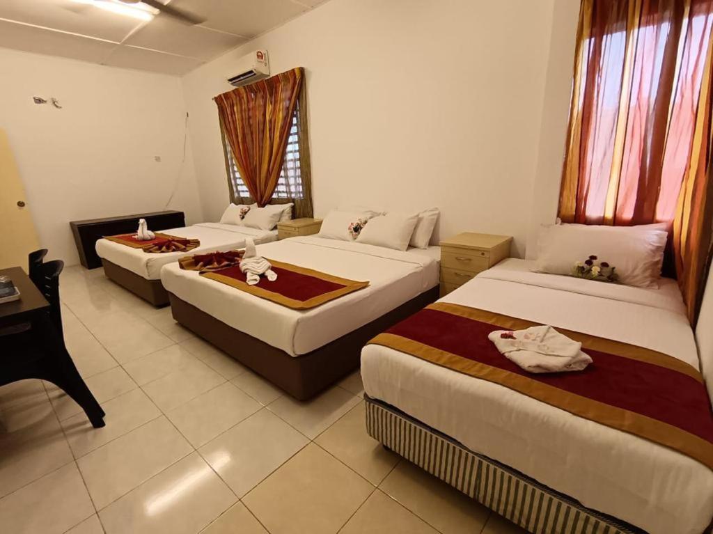 Taman Bahagia Homestay photo 5