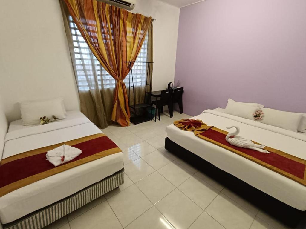 Taman Bahagia Homestay photo 4