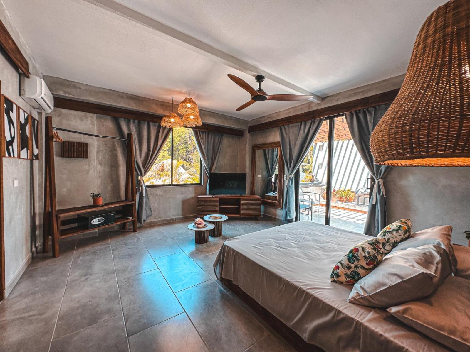 MAPUWI Villa & Suite