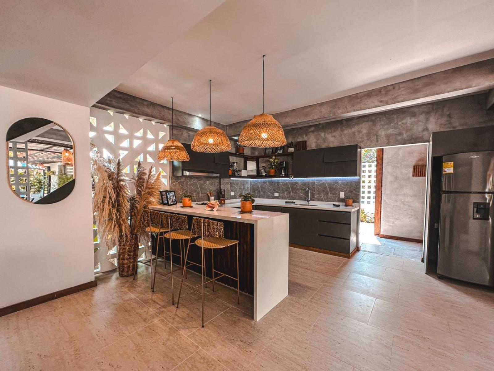 MAPUWI Villa & Suite