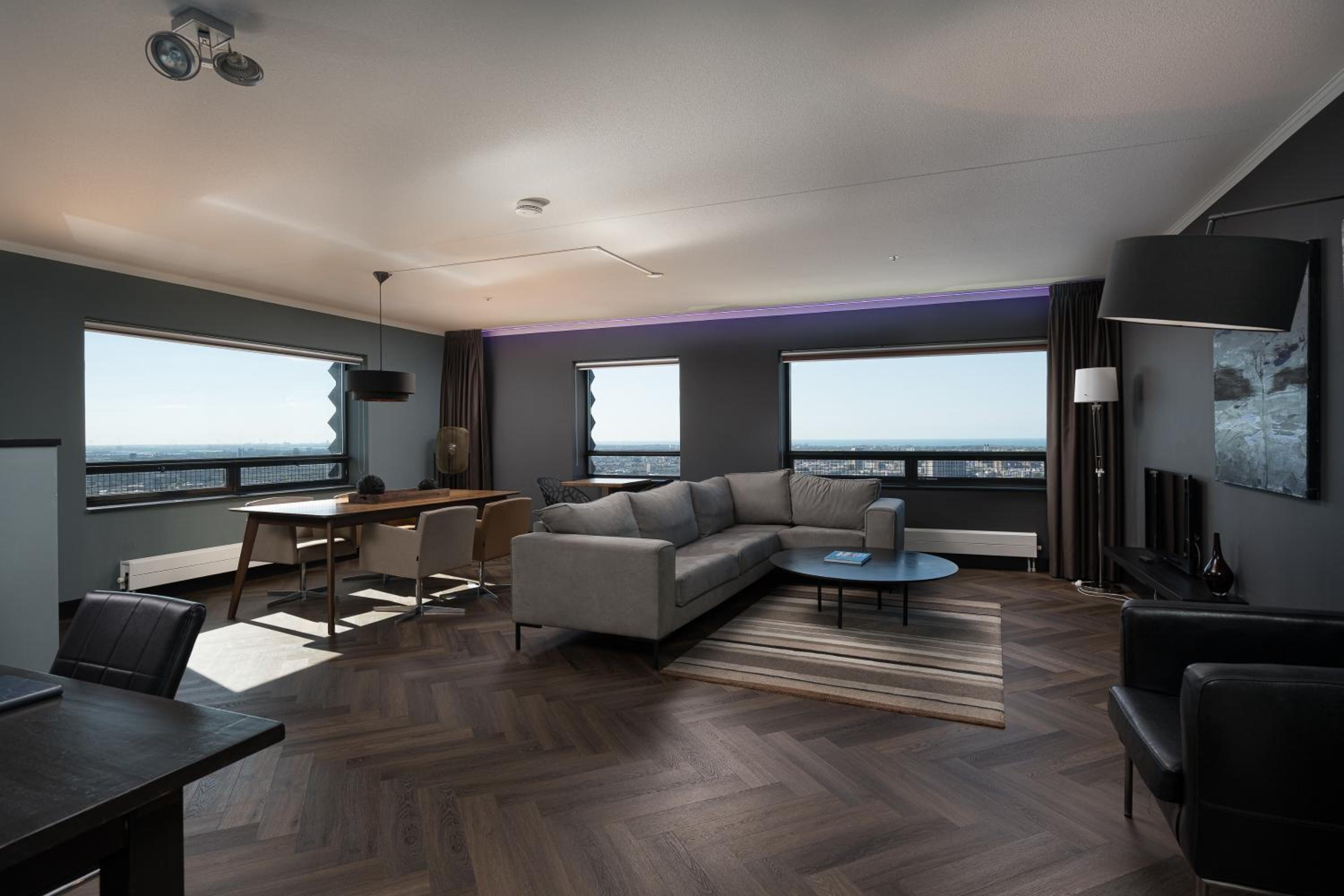 The Penthouse At The Hague Tower