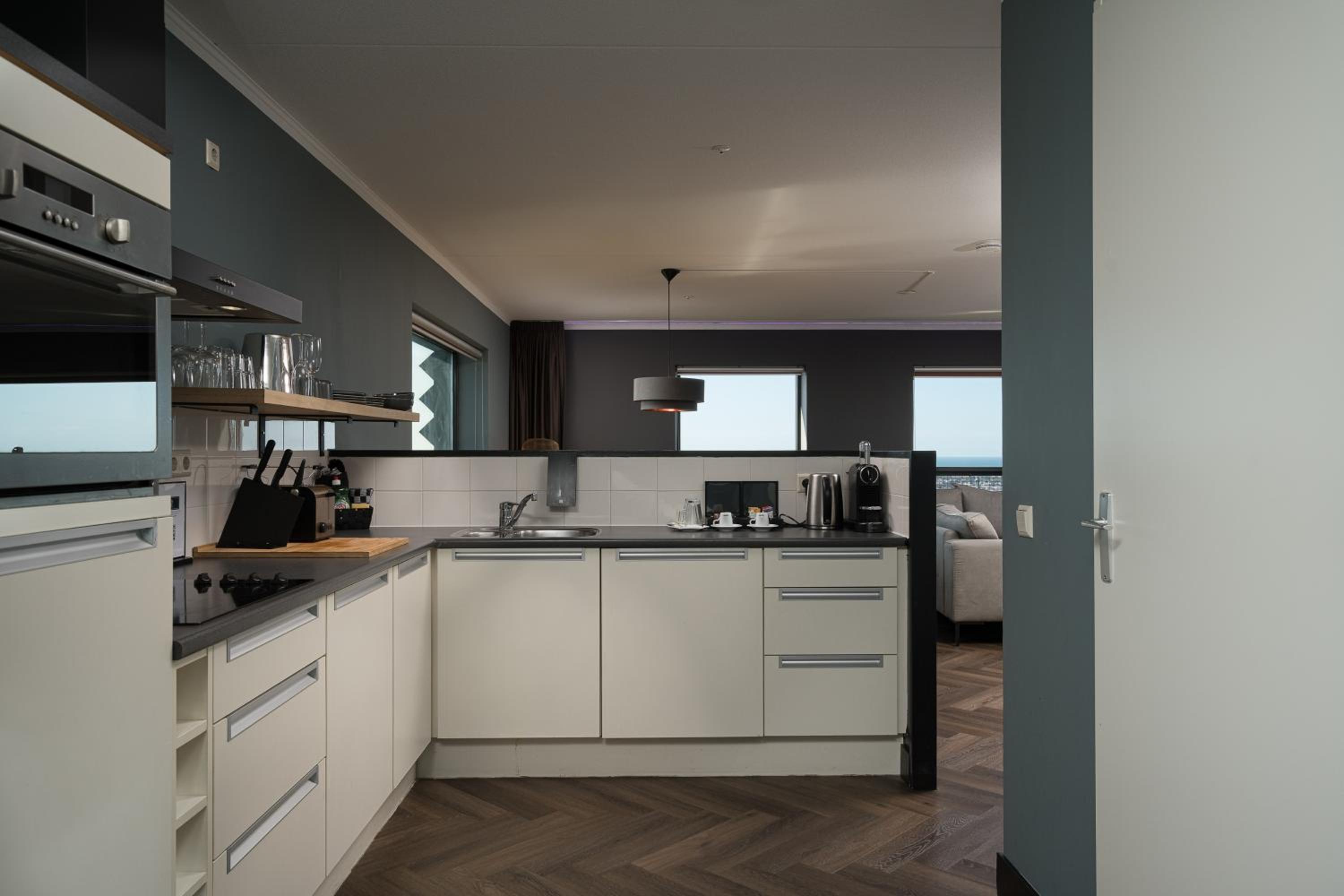 The Penthouse At The Hague Tower