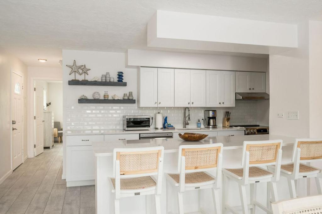 4BR Sombrero Beach House on Canal w Dock & Pool view 5