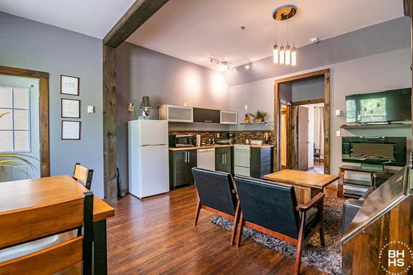 Downhill Lodge Condominium