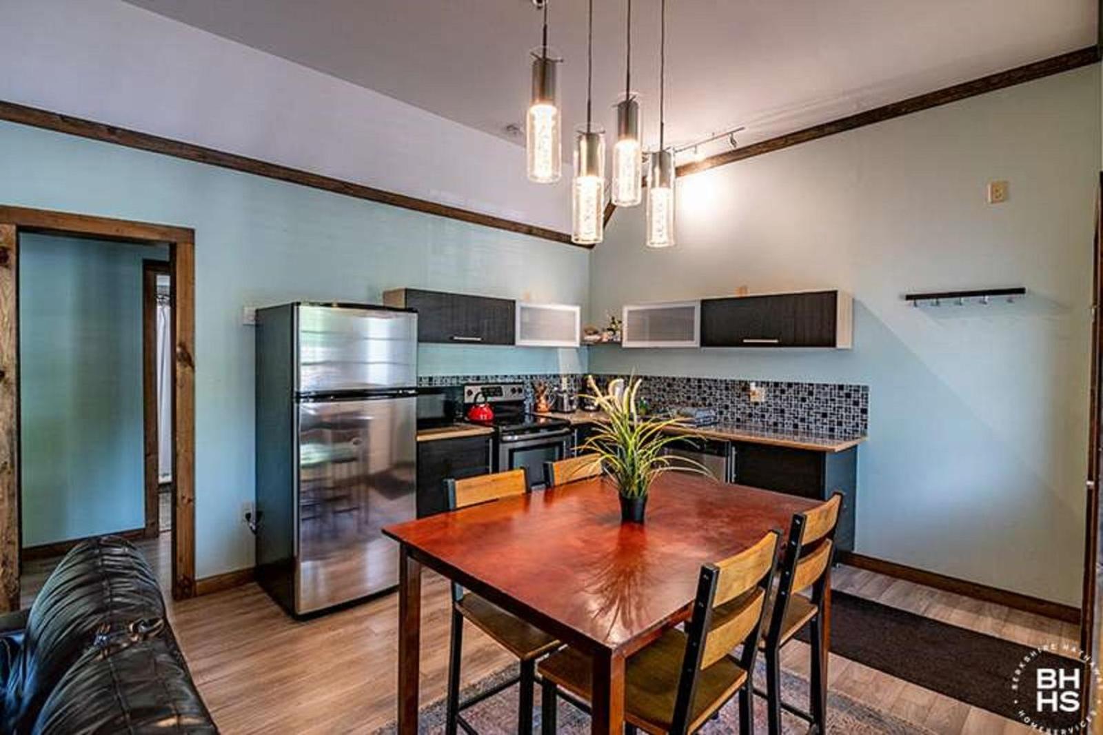 Downhill Lodge Condominium