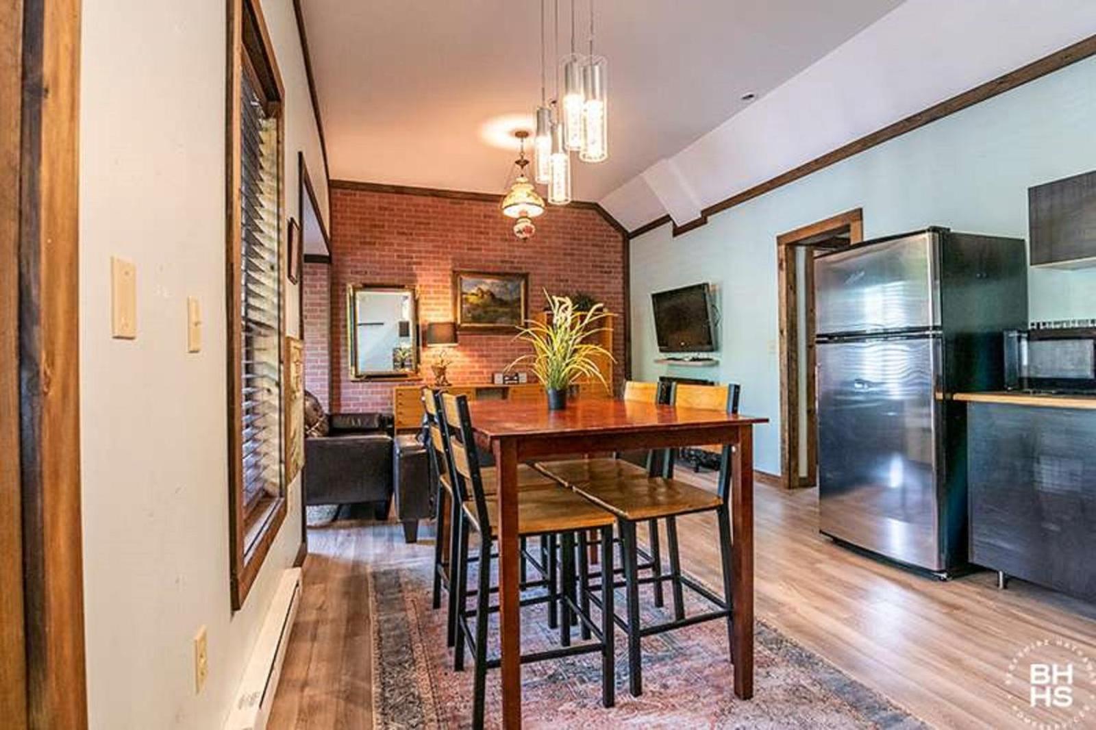 Downhill Lodge Condominium