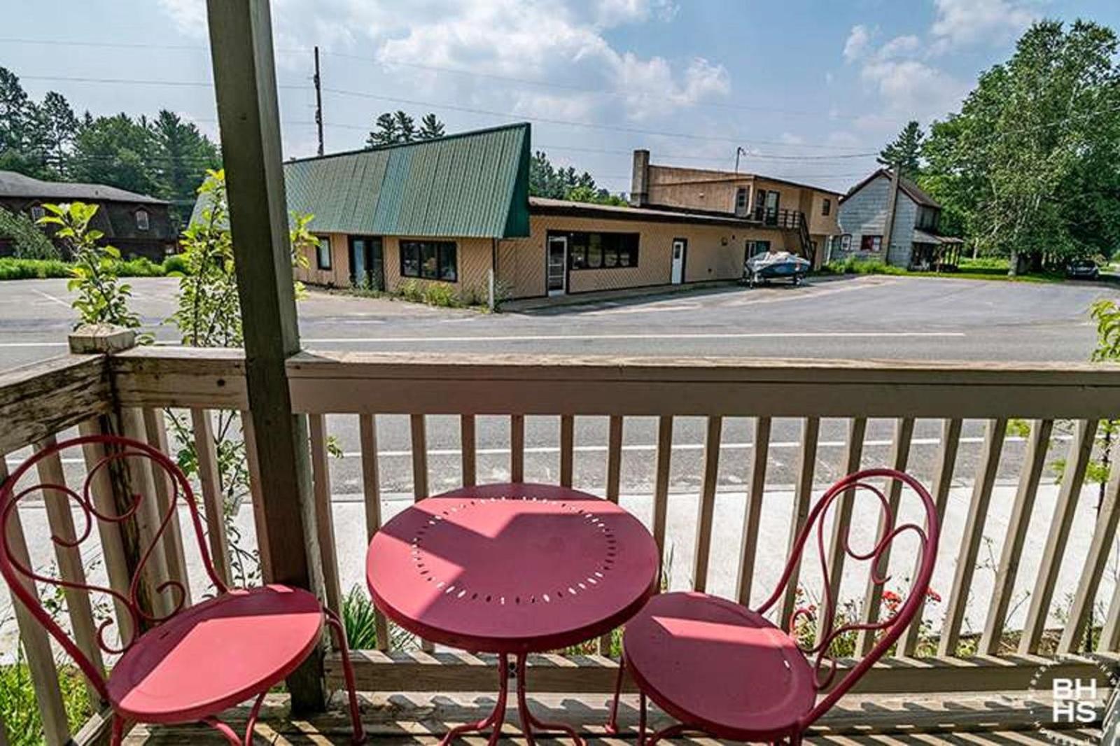 Downhill Lodge Condominium