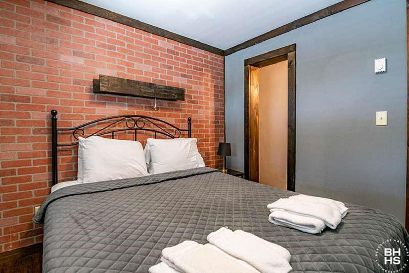 Downhill Lodge Condominium