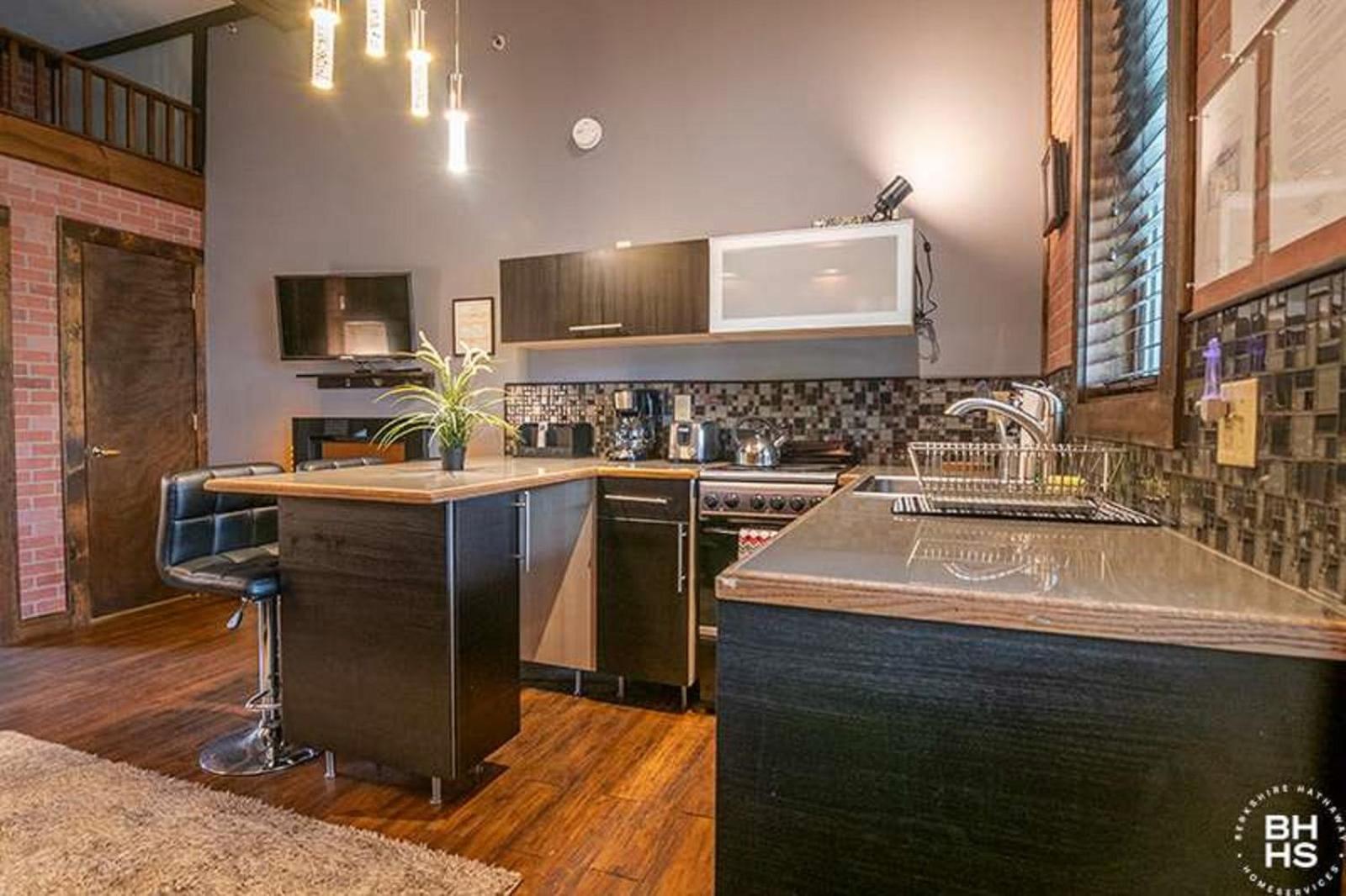 Downhill Lodge Condominium