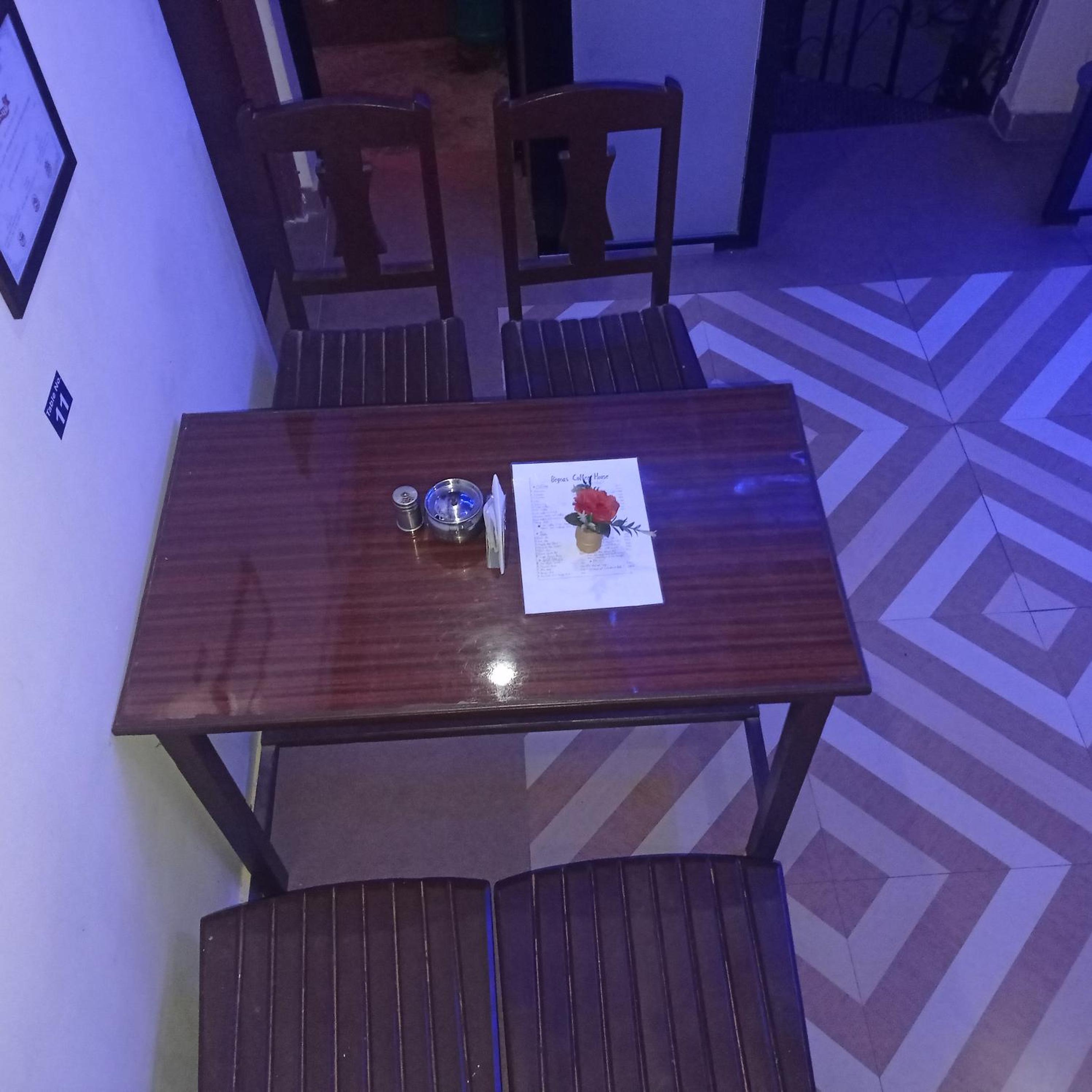 Begnas Coffee House & Hotel view 2