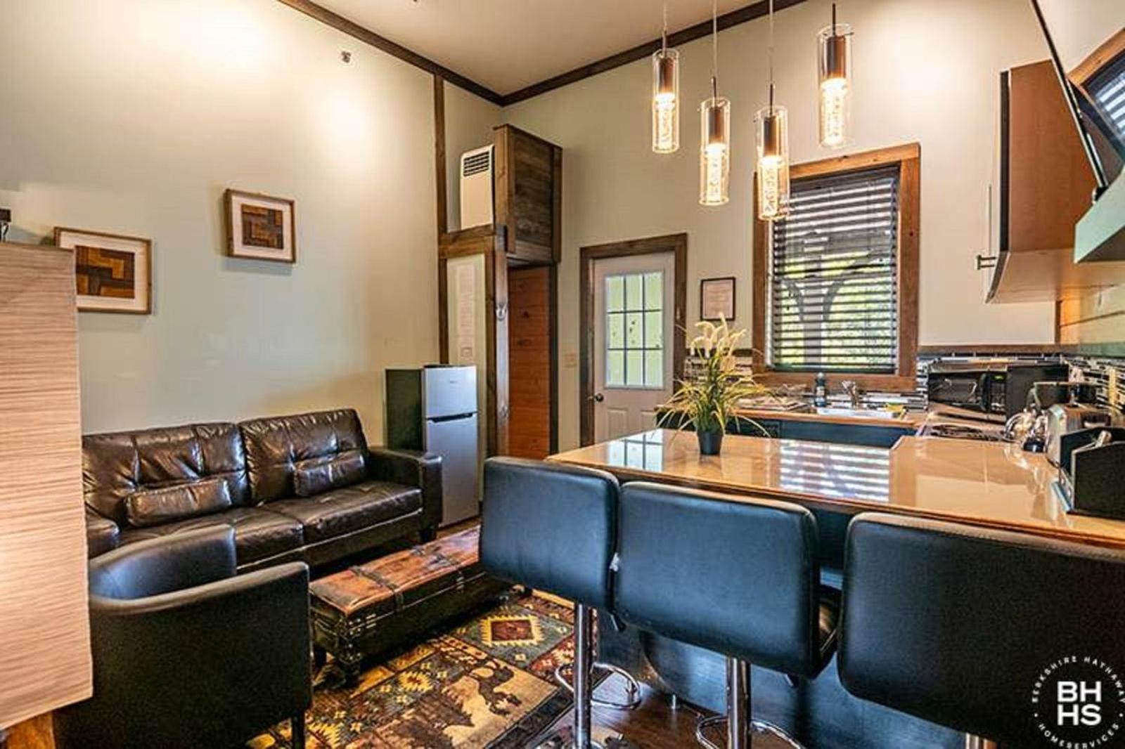 Downhill Lodge Condominium
