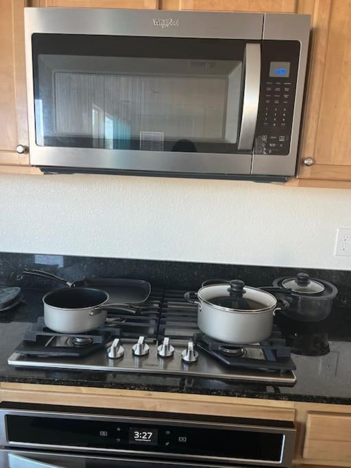 Minimum Three months rental Stunning Lake home close to Bart, Marina, Boating view 3