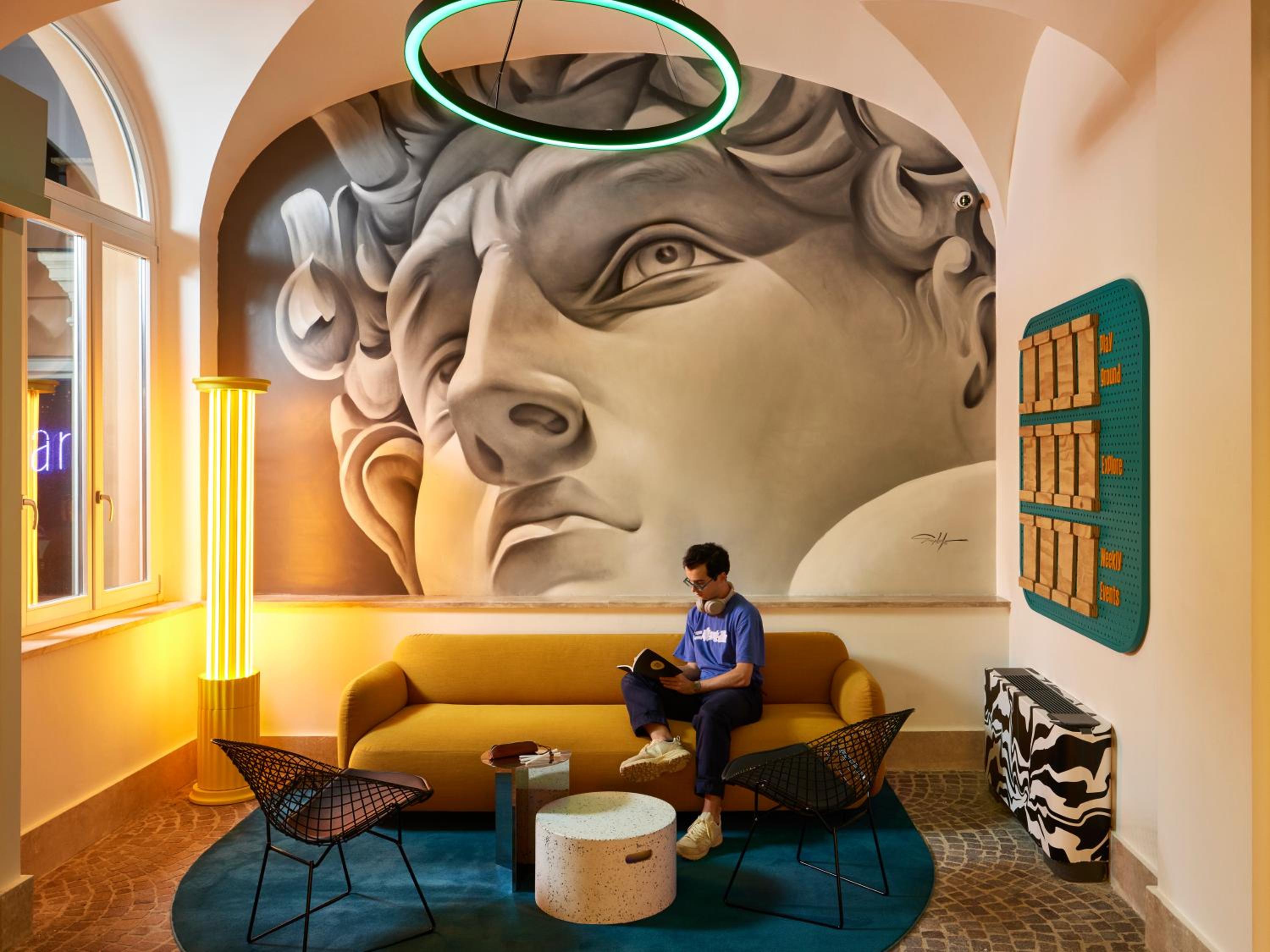 lounge