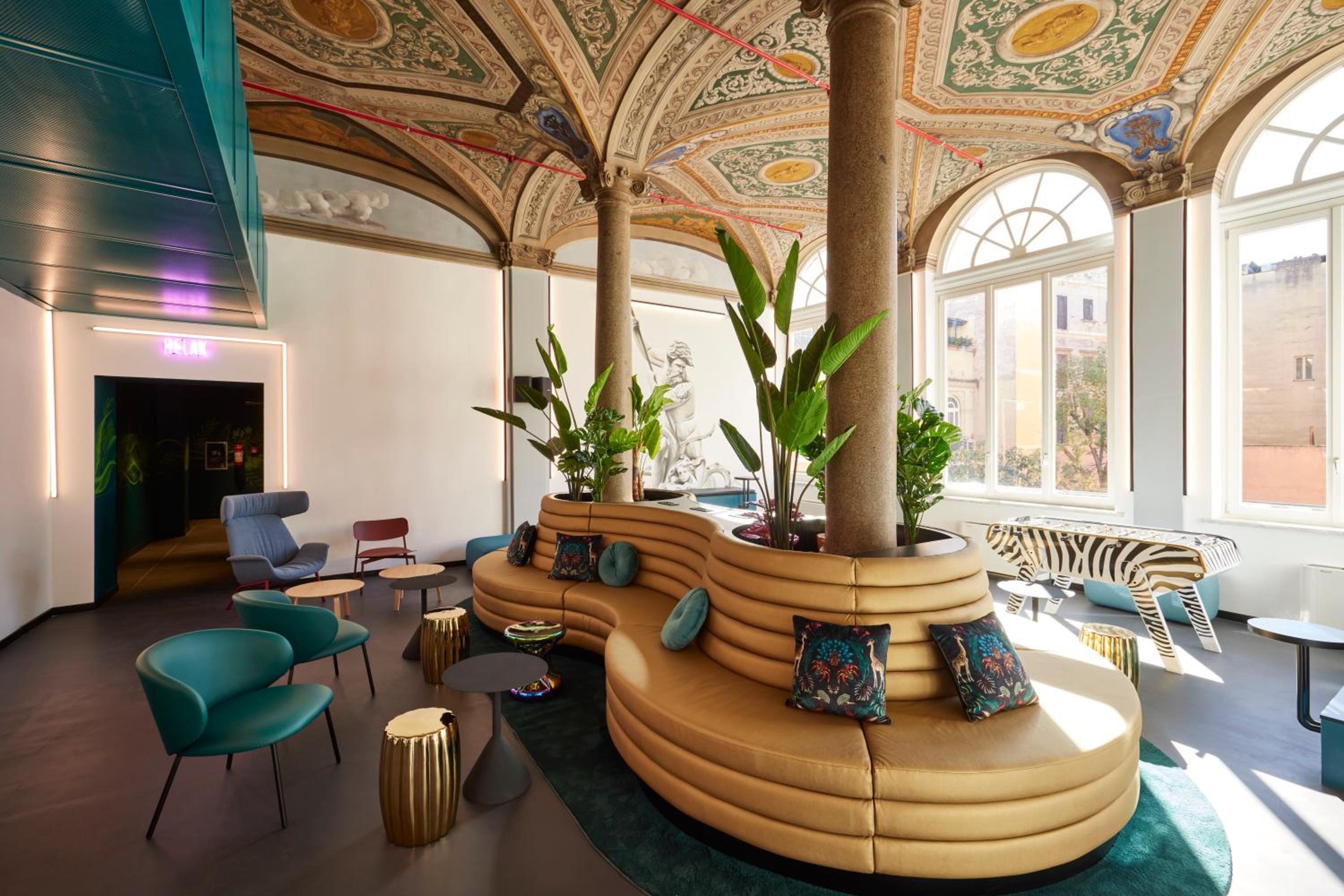 lounge