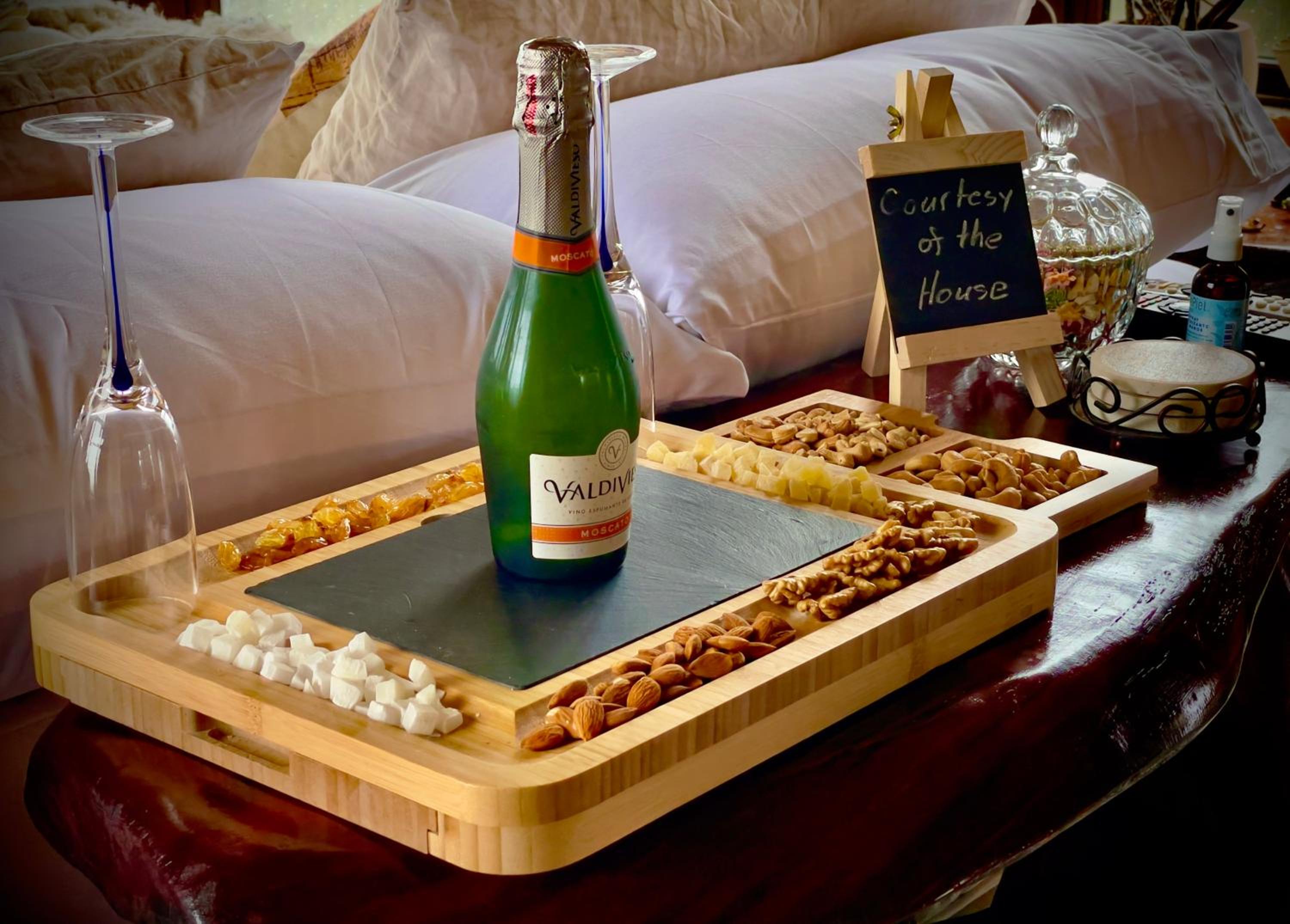 Homestay- Christmas Retreat in Patagonia Chiloe Island, dinner & breakfast included Duhatao - Pumillahue
