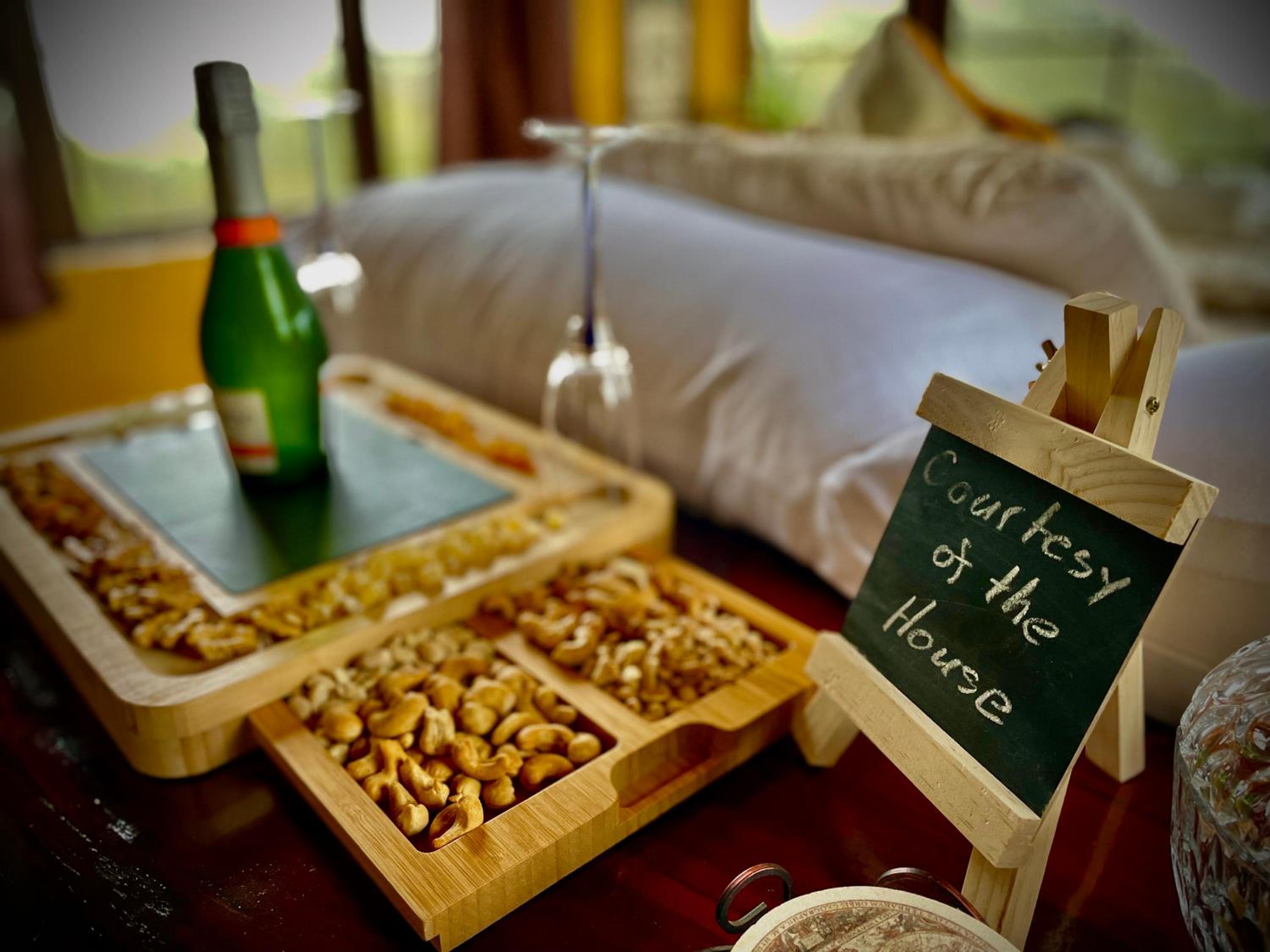 Homestay- Christmas Retreat in Patagonia Chiloe Island, dinner & breakfast included Duhatao - Pumillahue