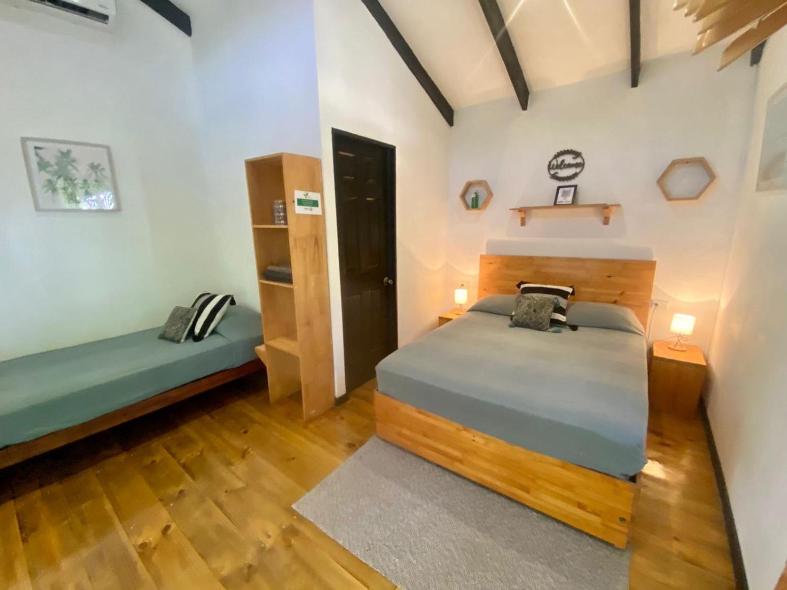 Santeria Lodge