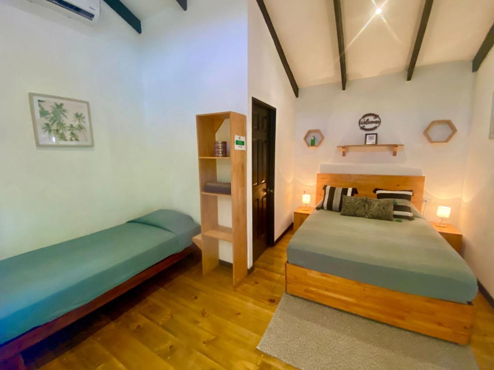 Santeria Lodge