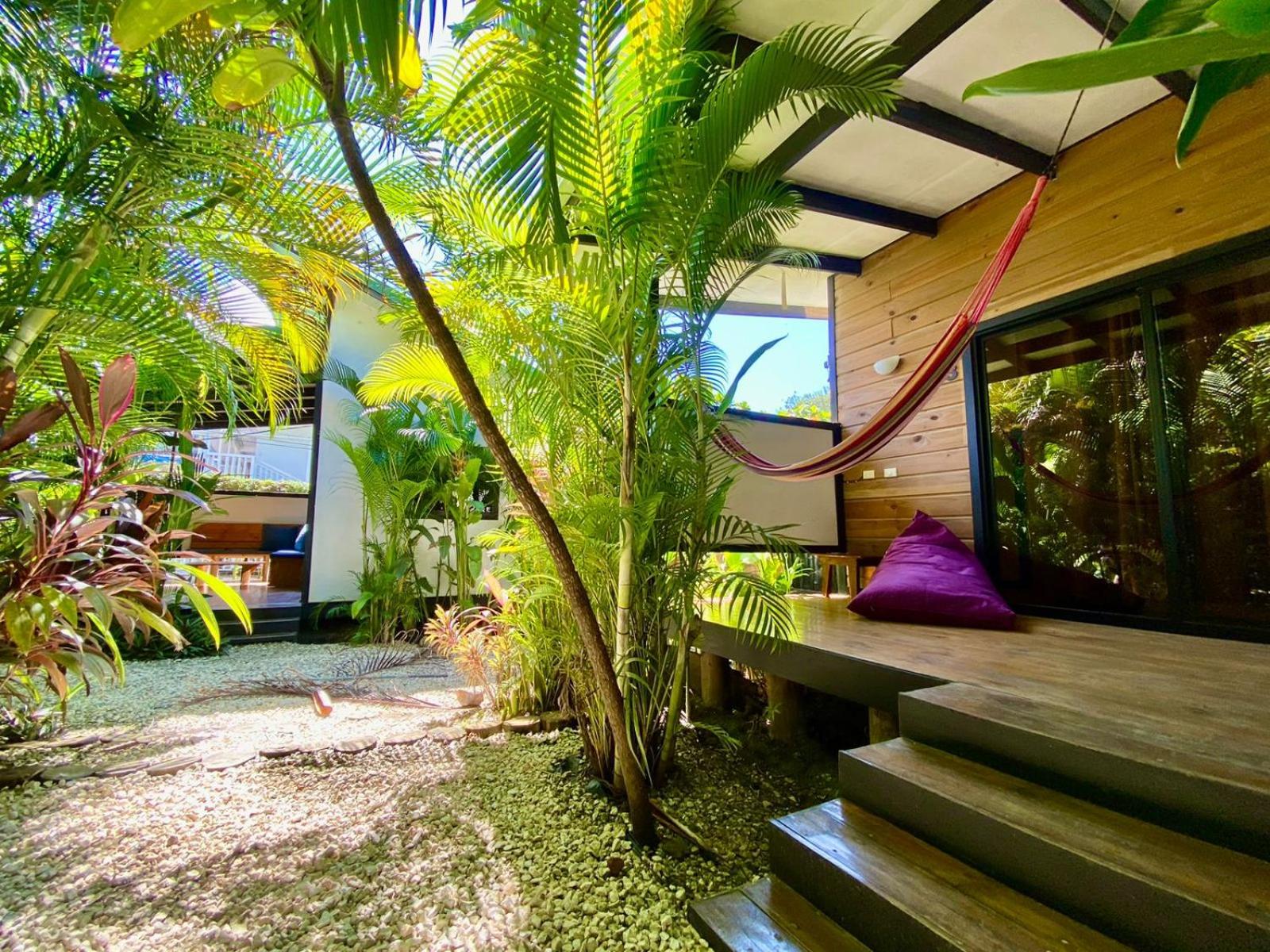 Santeria Lodge