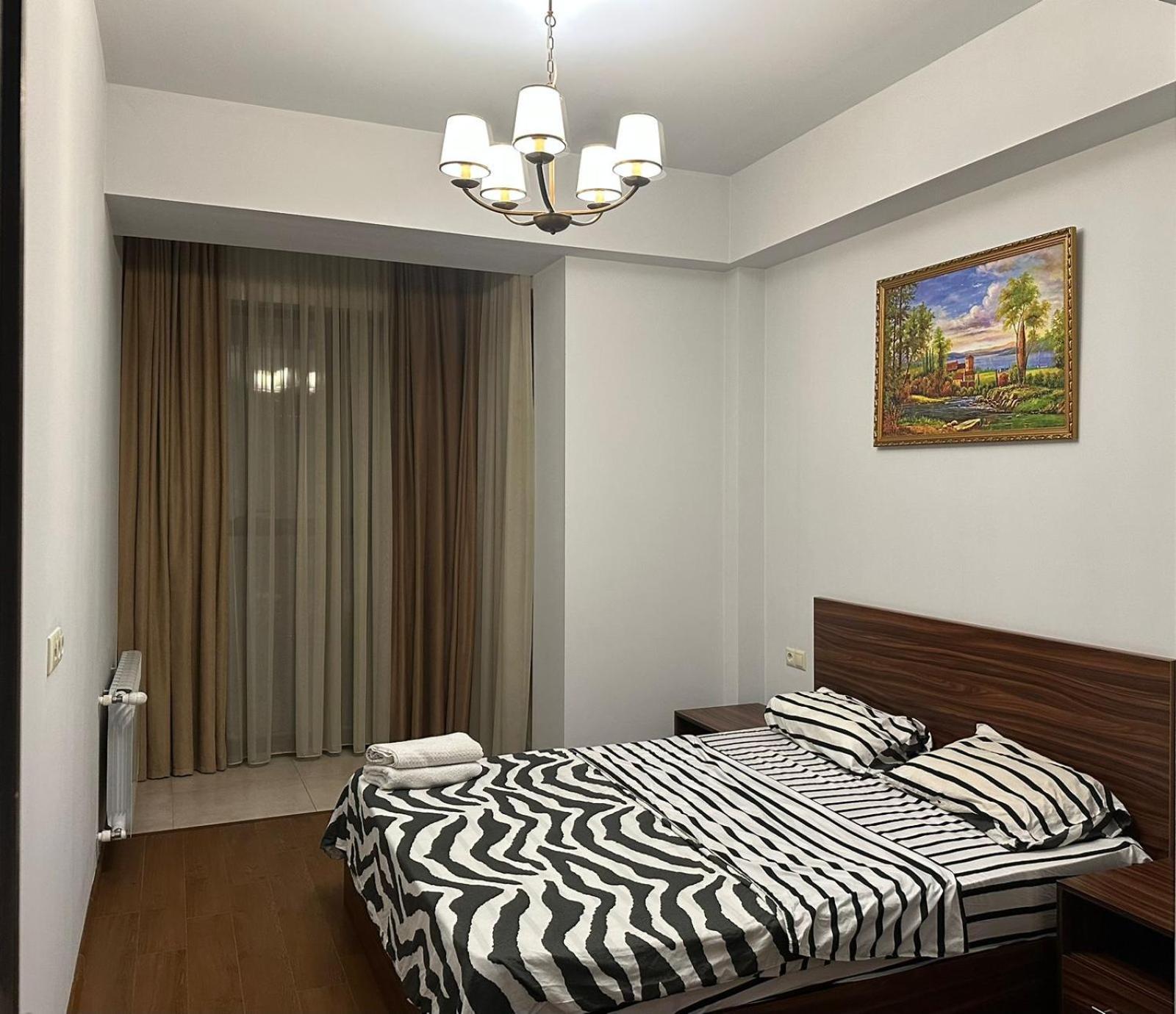 Apartment in Pavstos Buzand Street,Near Republic Squere