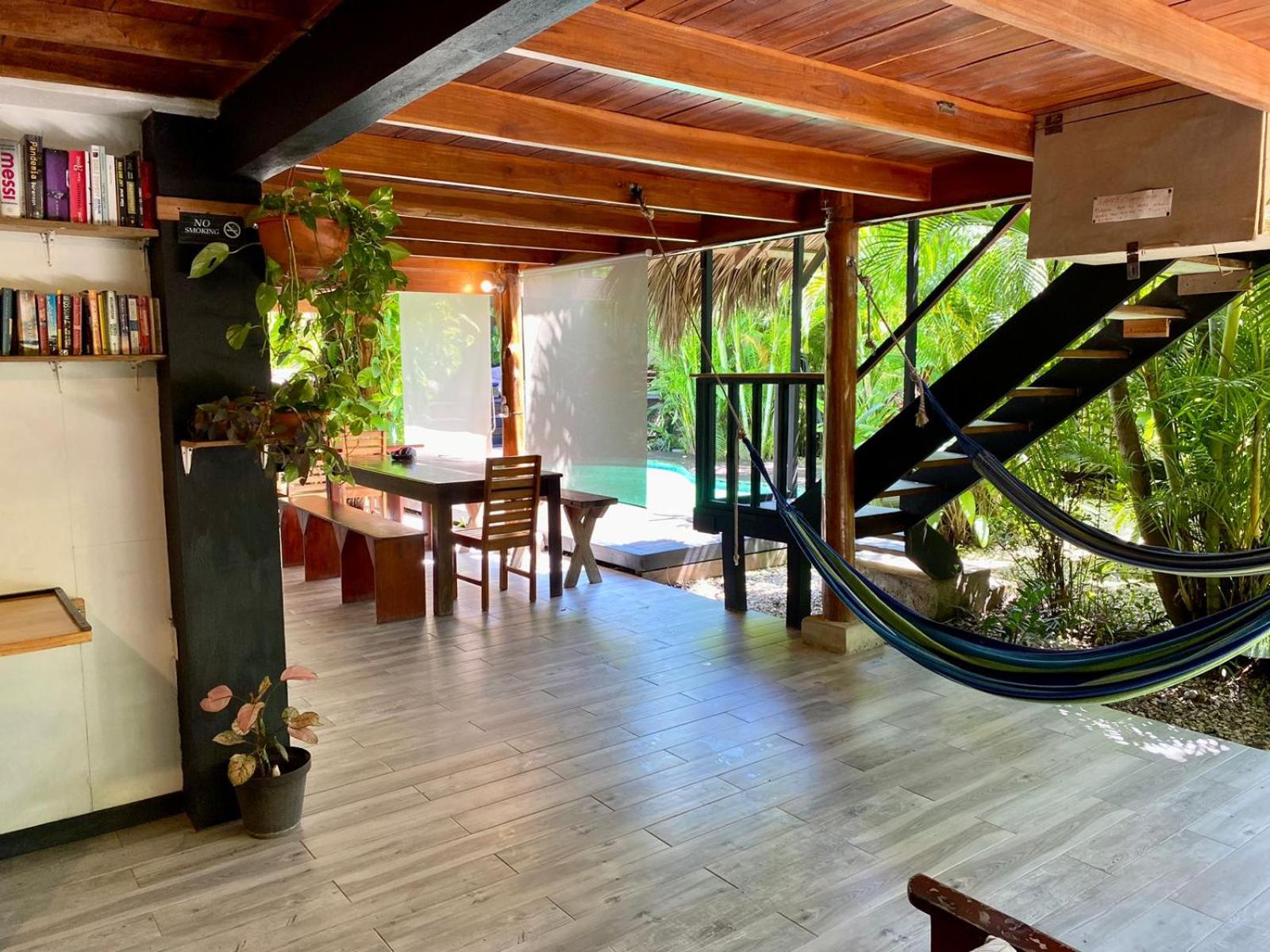 Santeria Lodge
