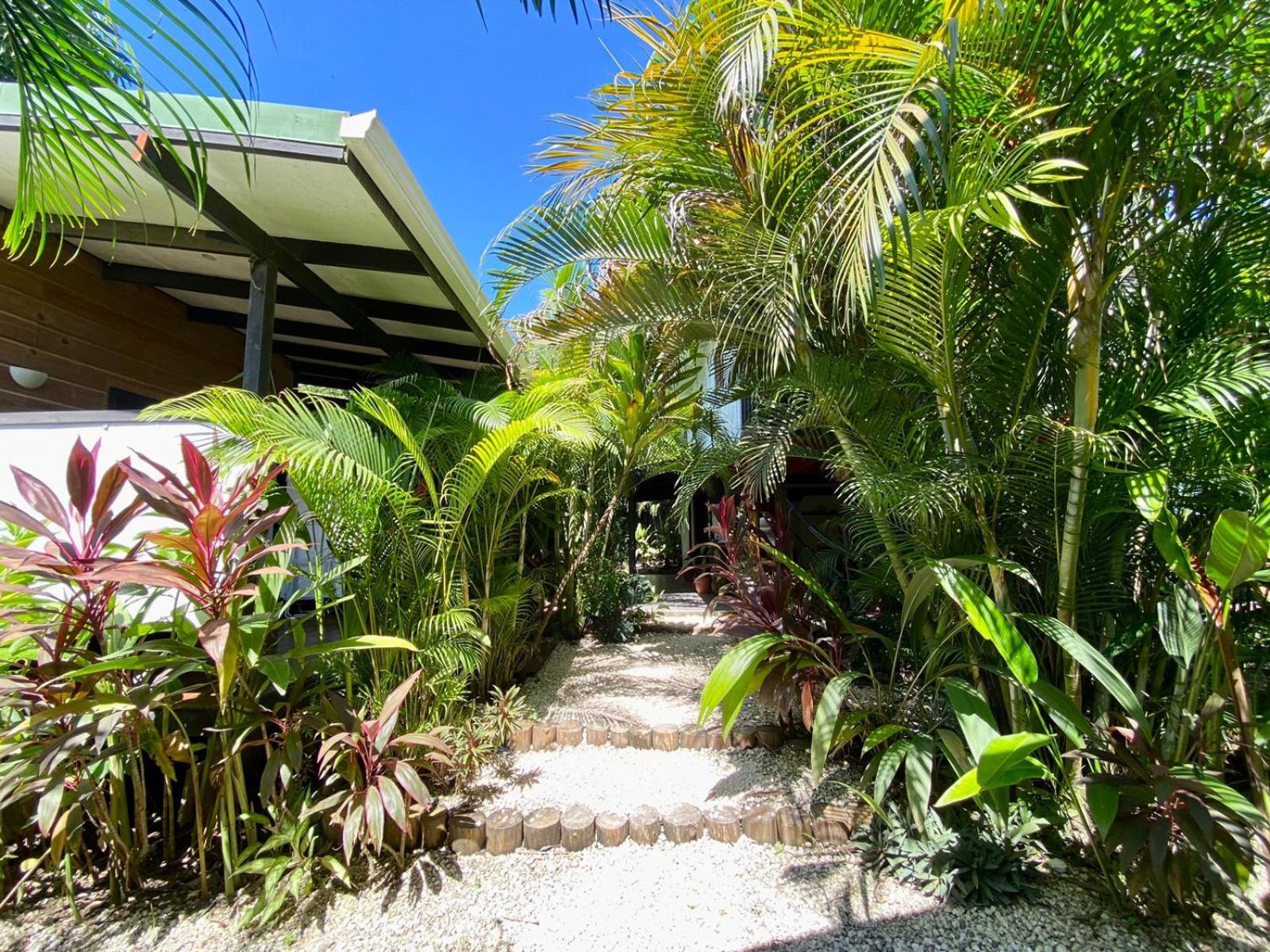 Santeria Lodge