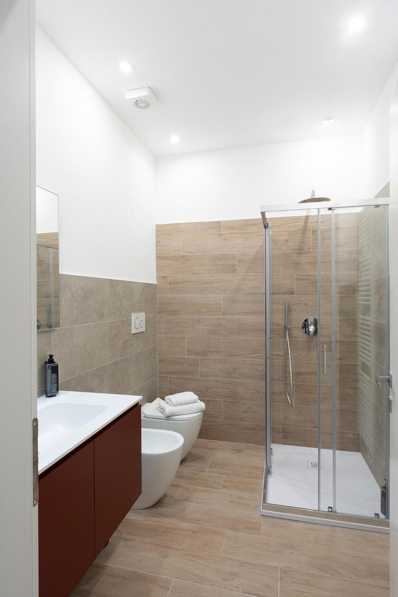 Astoria Comfort Rooms