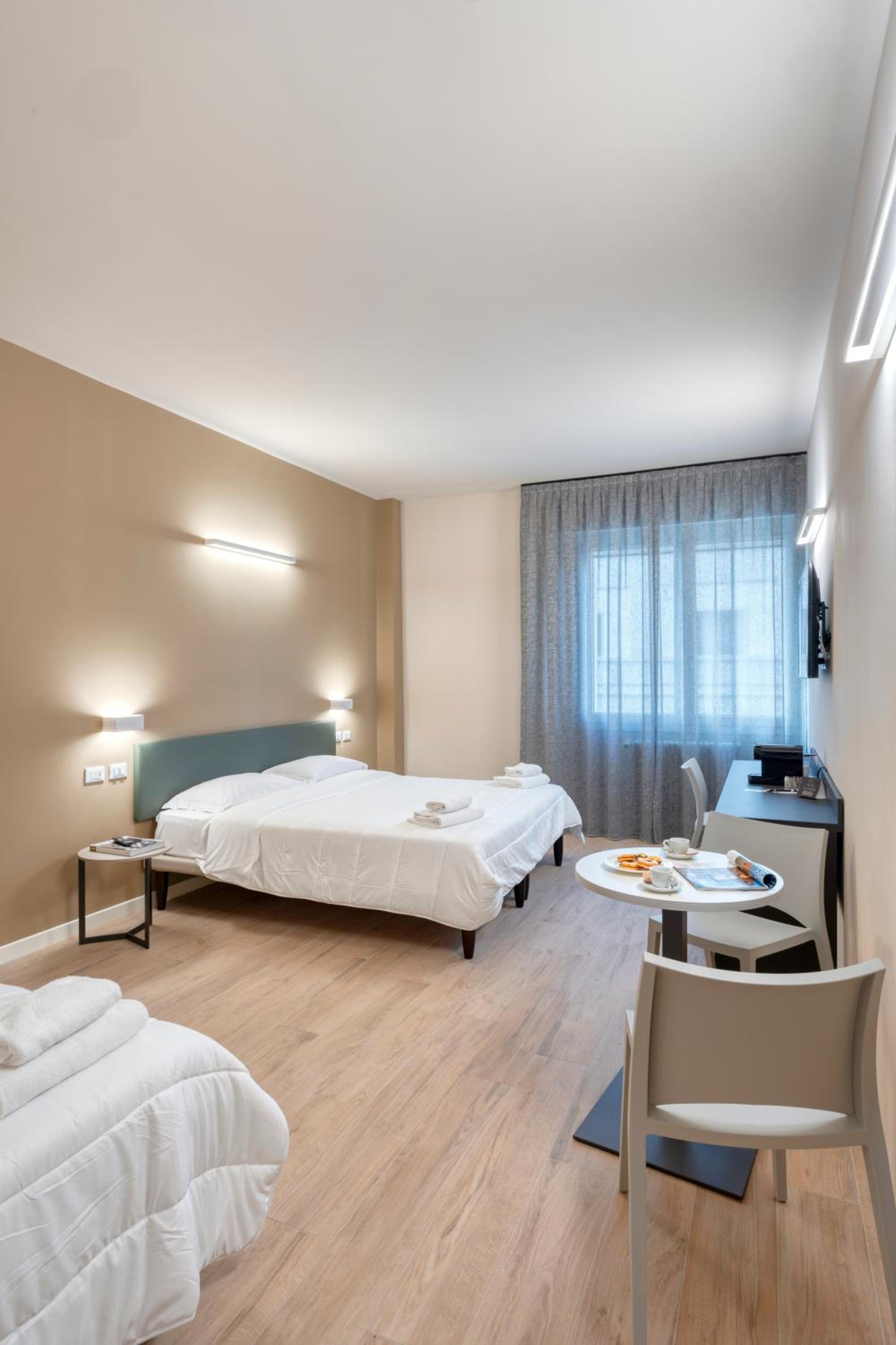 Astoria Comfort Rooms