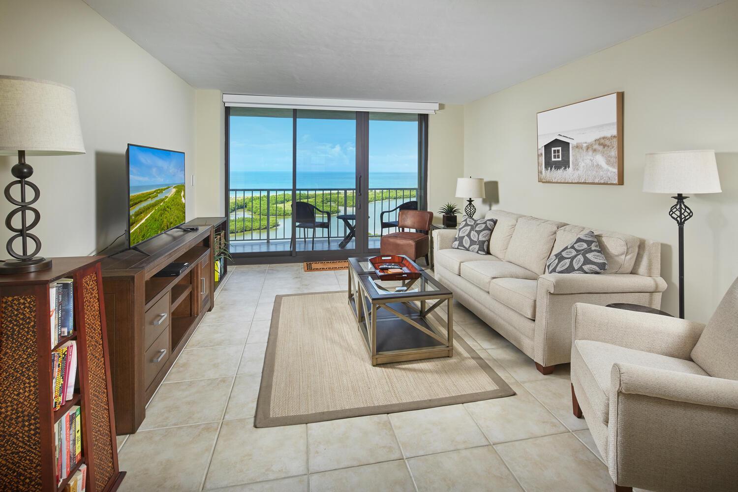 Your Ultimate Sea-Scape , Beachfront 2/2 view 4