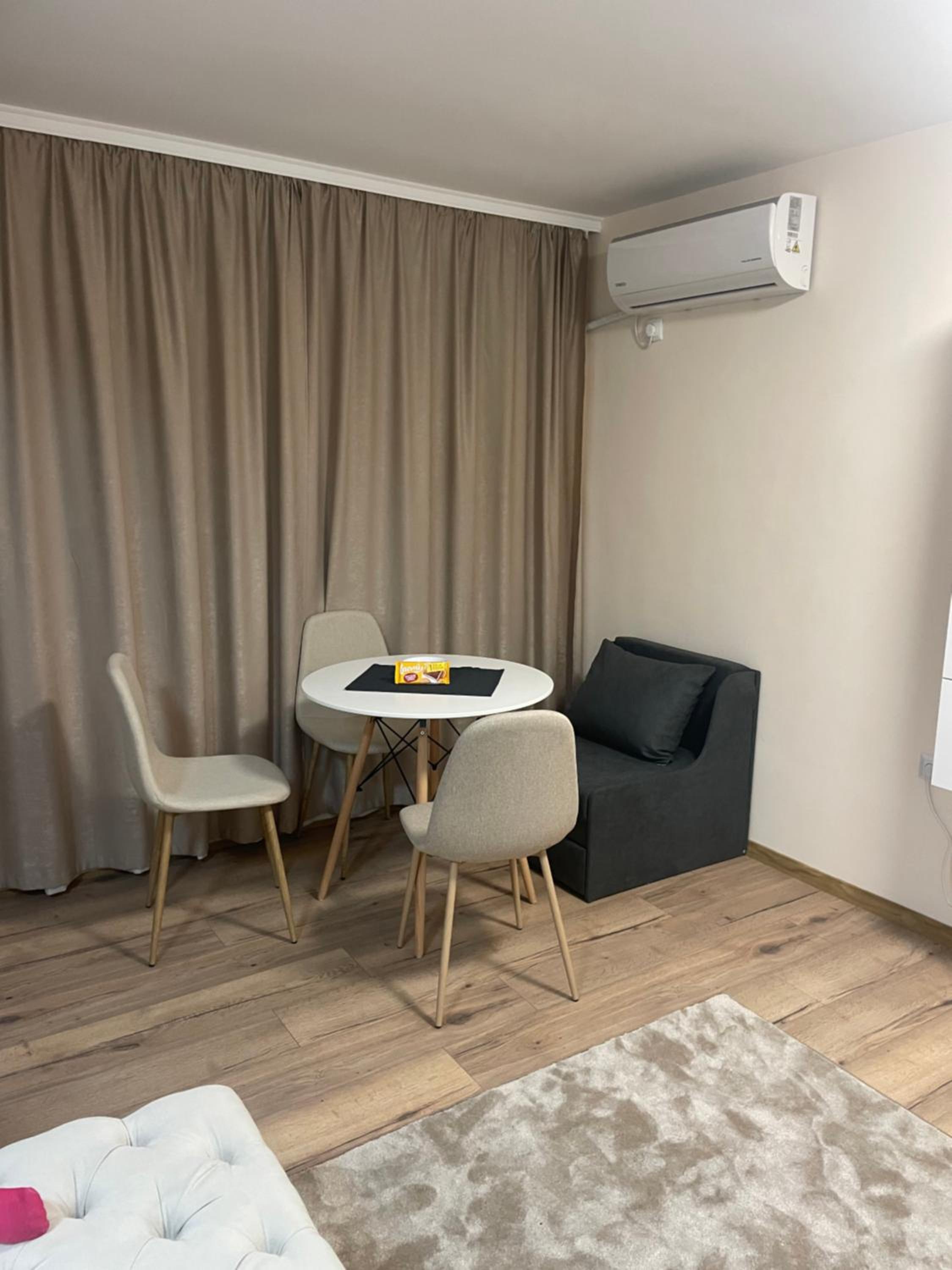 Teddy Apartment