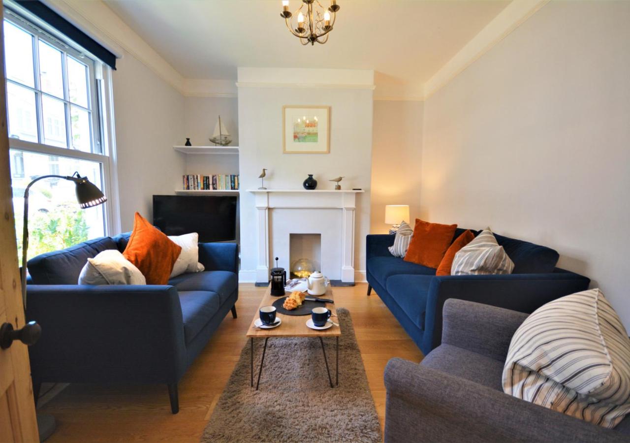3 Bed in Padstow oc-p00144