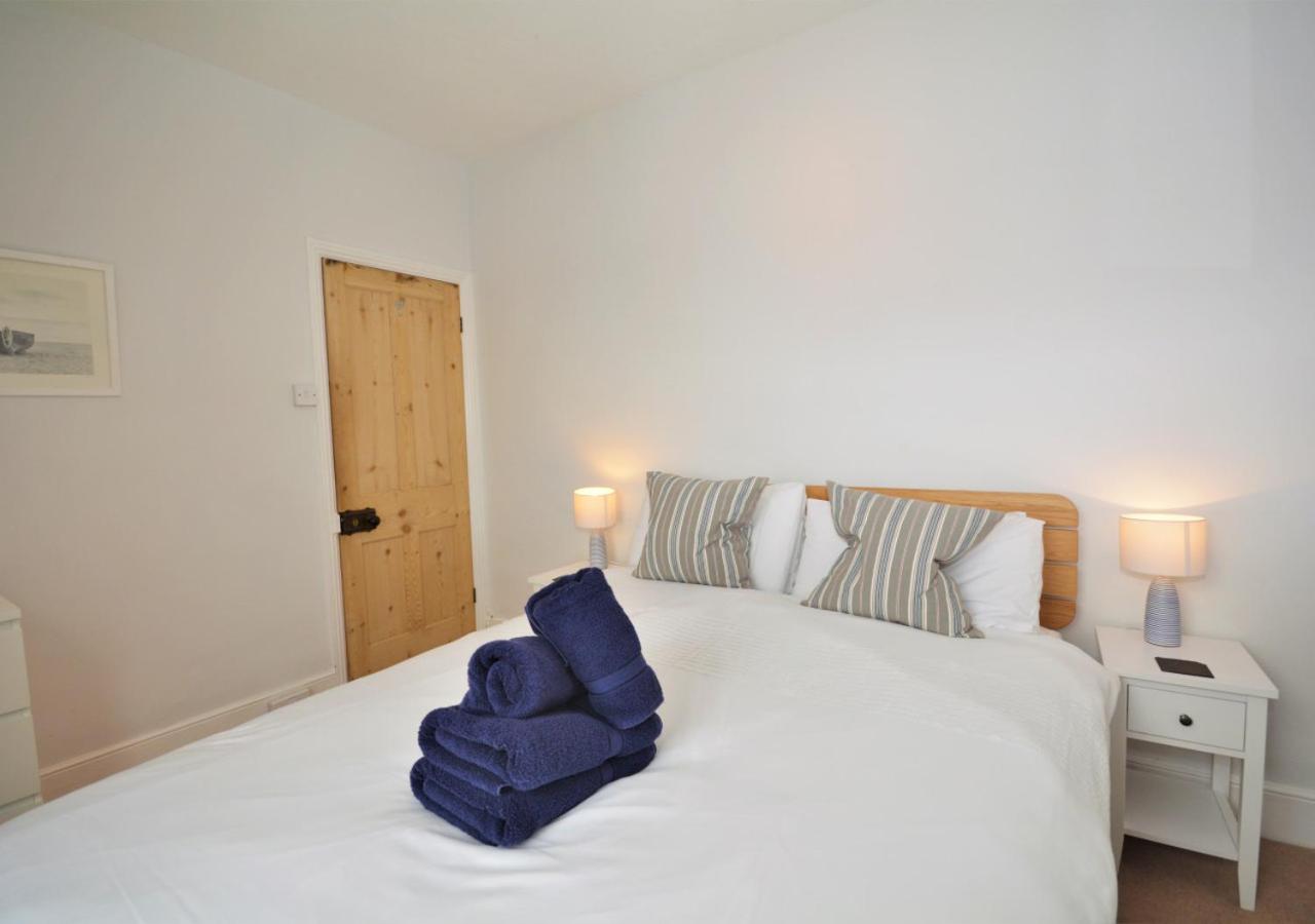 3 Bed in Padstow oc-p00144