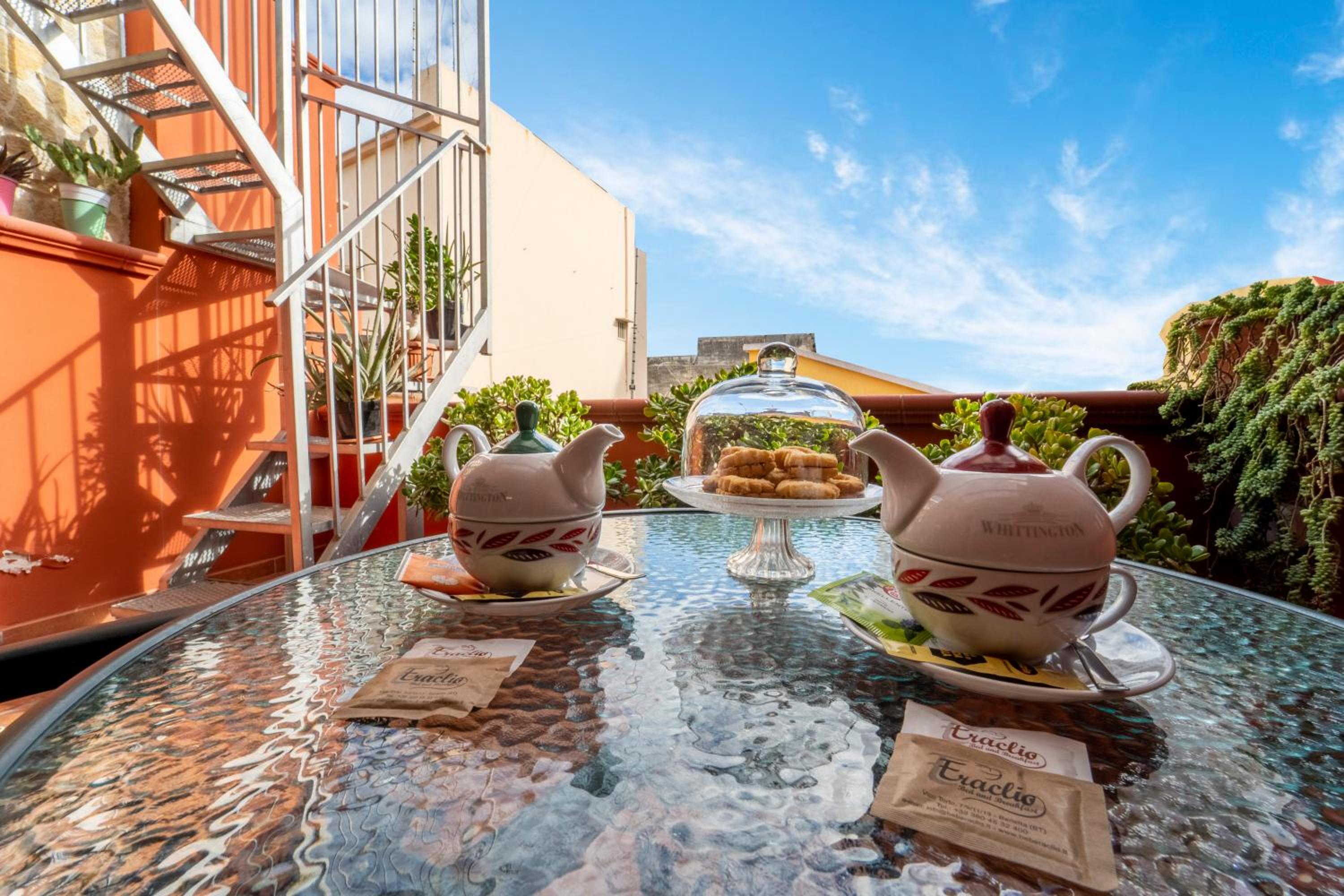 B&B Eraclio