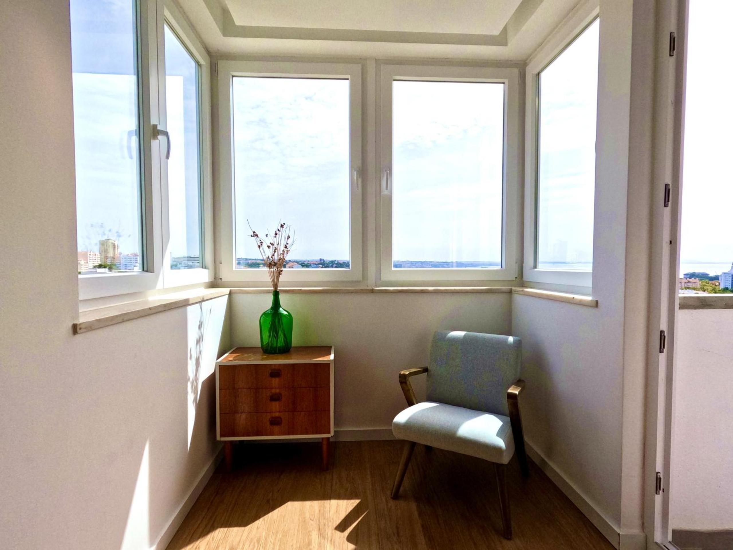 Peaceful & panoramic views apartment, Cascais
