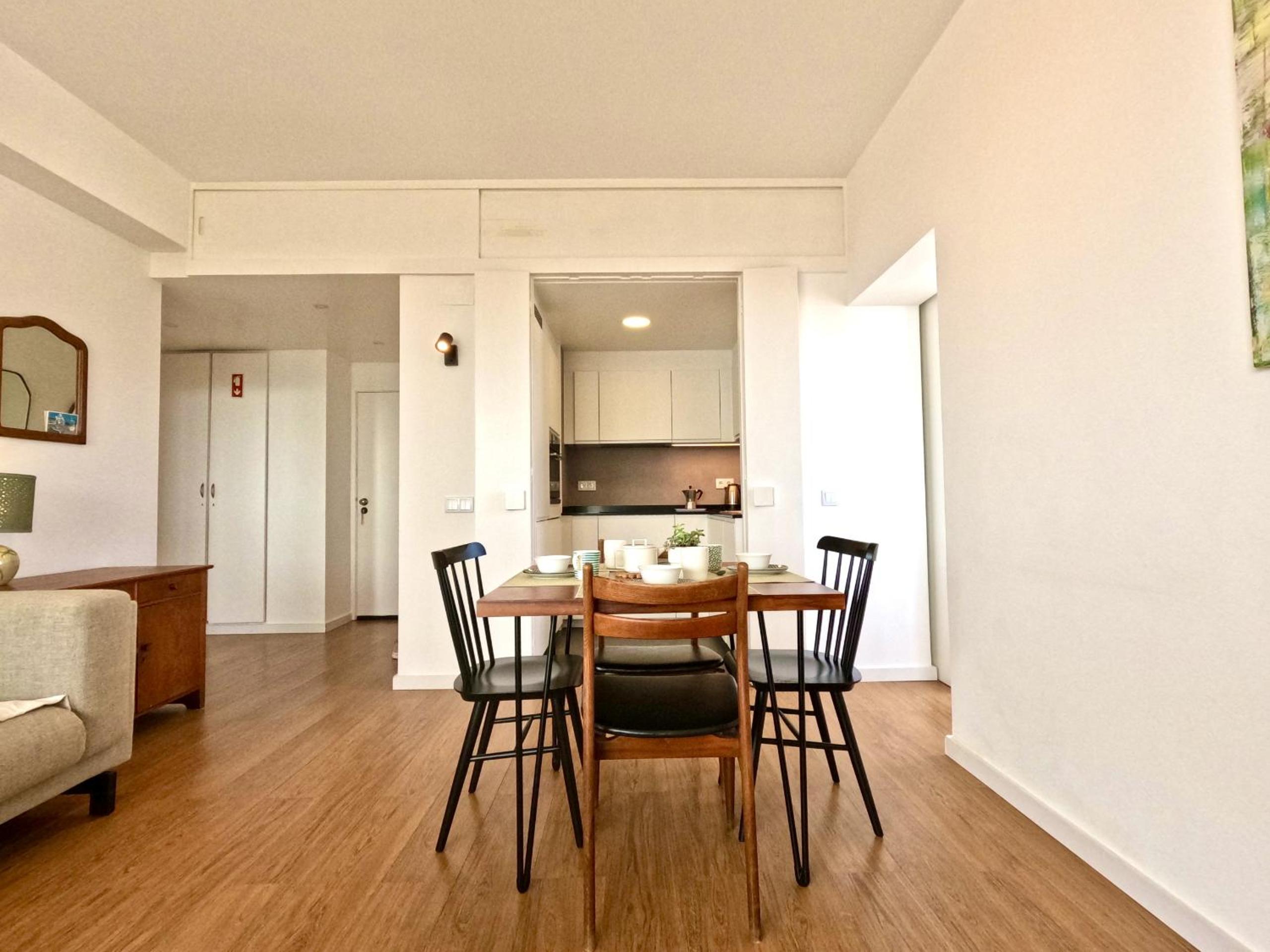 Peaceful & panoramic views apartment, Cascais