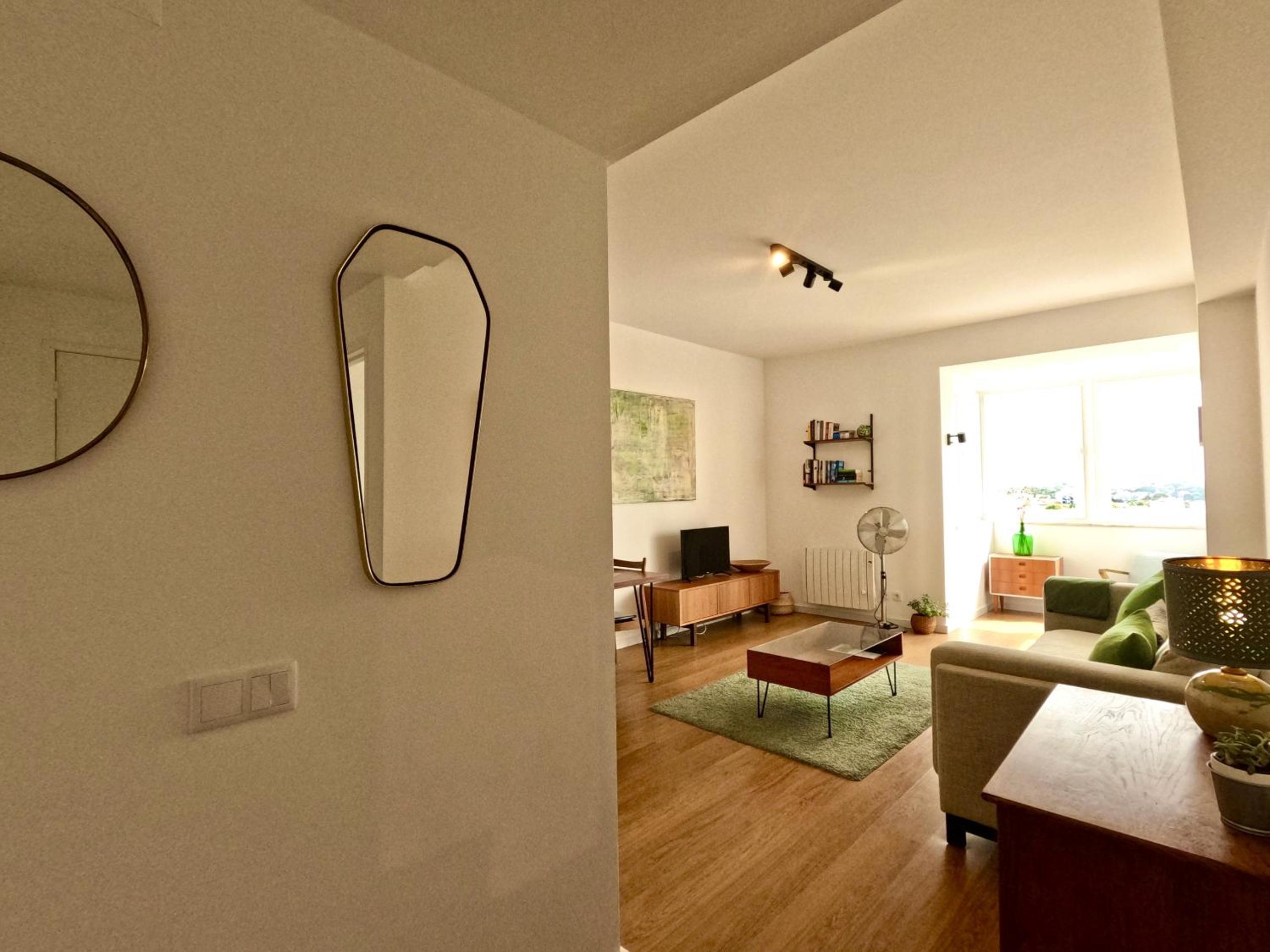 Peaceful & panoramic views apartment, Cascais
