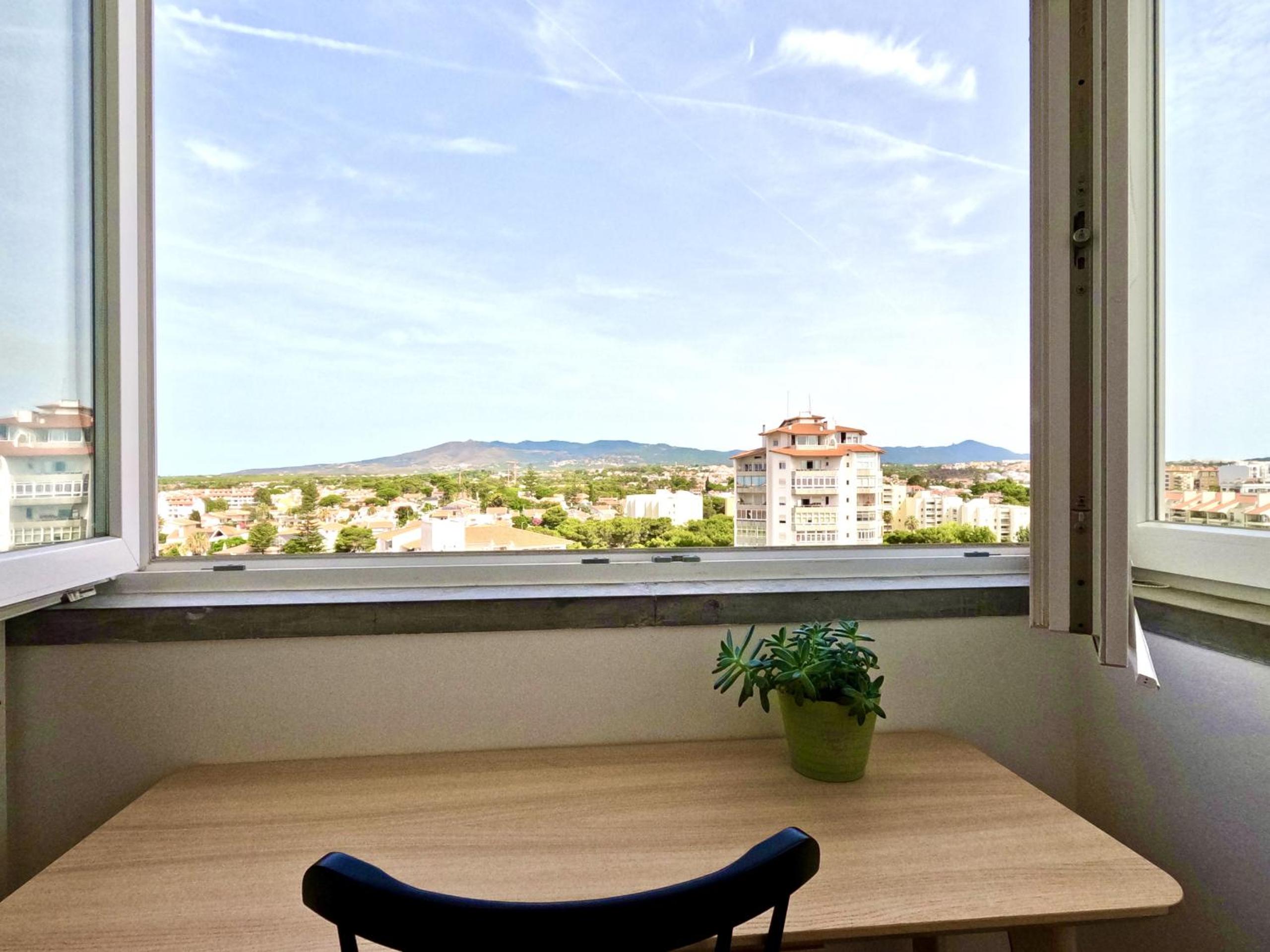 Peaceful & panoramic views apartment, Cascais