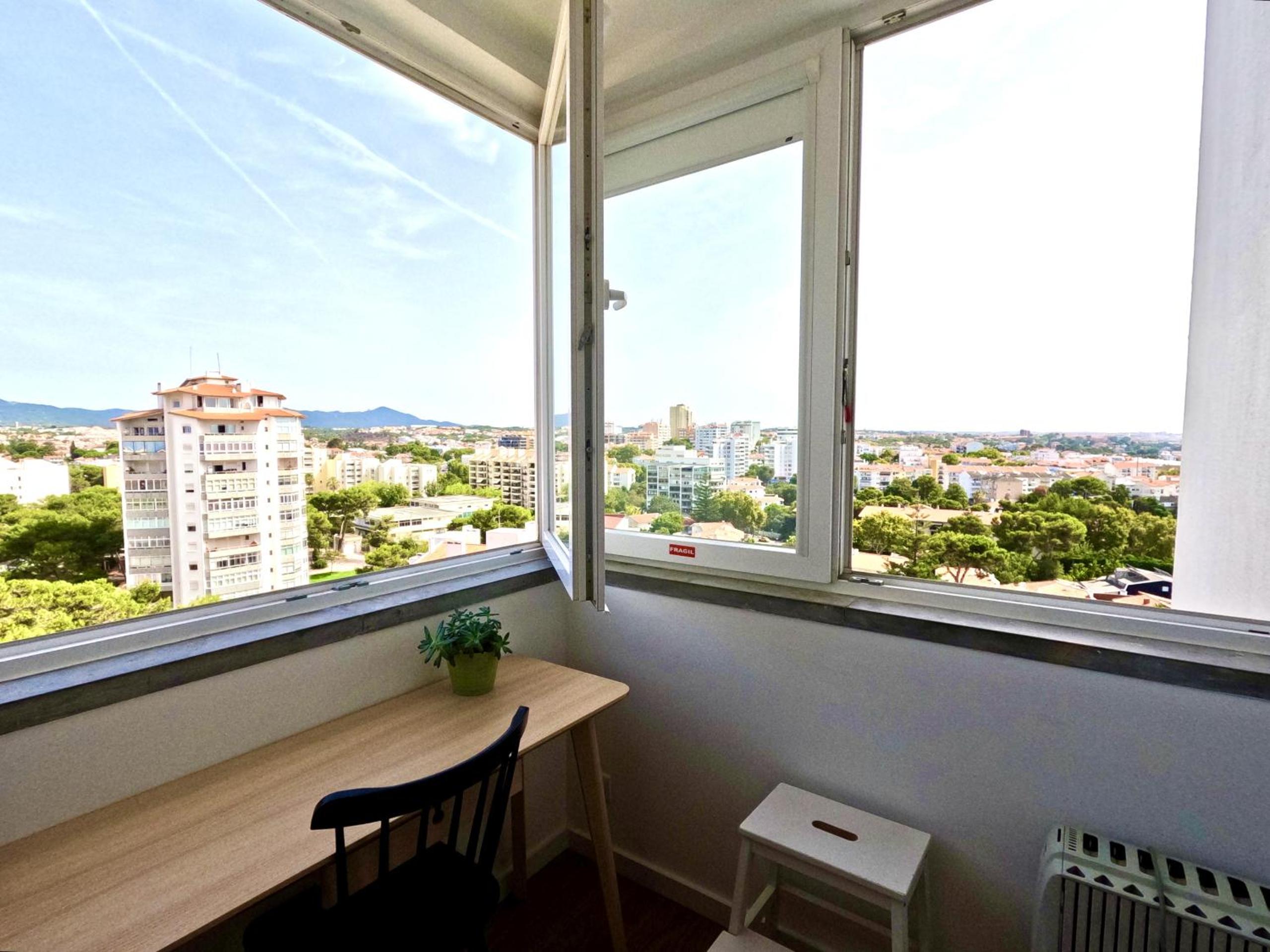 Peaceful & panoramic views apartment, Cascais