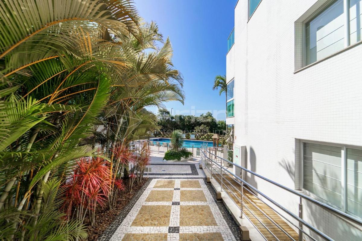 Varandas 01 B - Confortável Apartamento em Condomínio de luxo a beira mar com Piscina climatizada e Academia