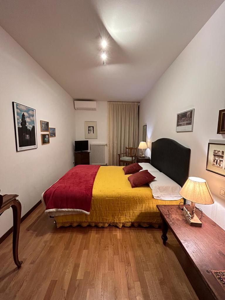 ART ROOM en Verona — hotel room