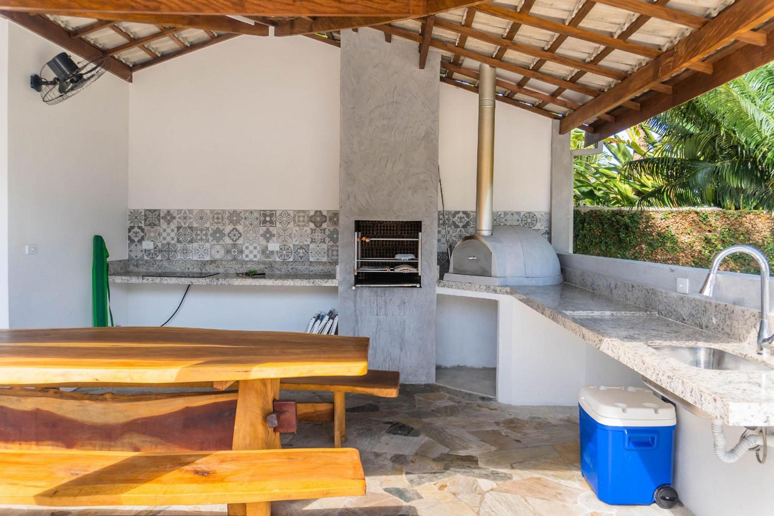 Paraíso Pé na Areia em Boracéia - Desfrute da conveniência de ter a praia no seu quintal