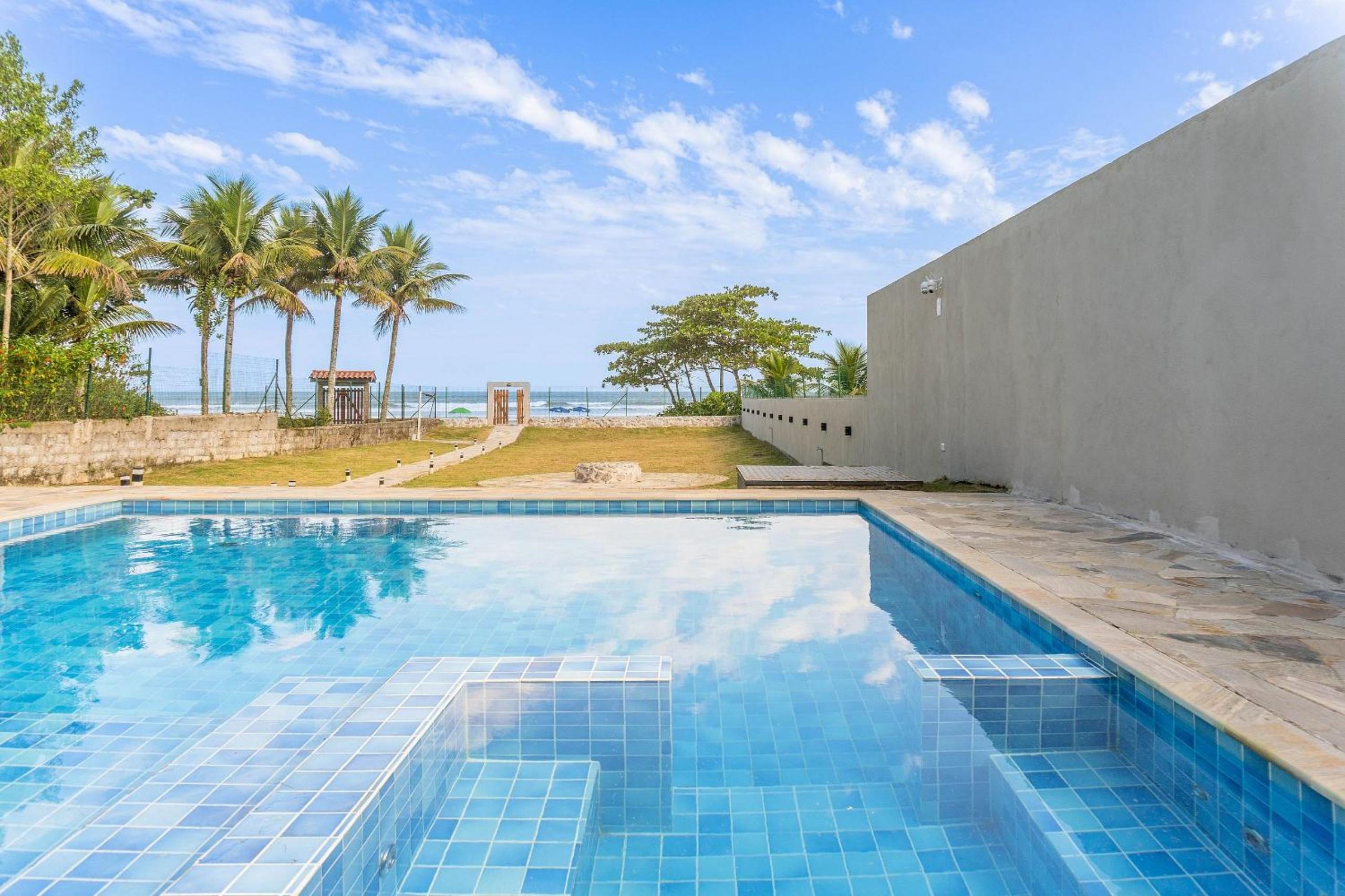 Paraíso Pé na Areia em Boracéia - Desfrute da conveniência de ter a praia no seu quintal