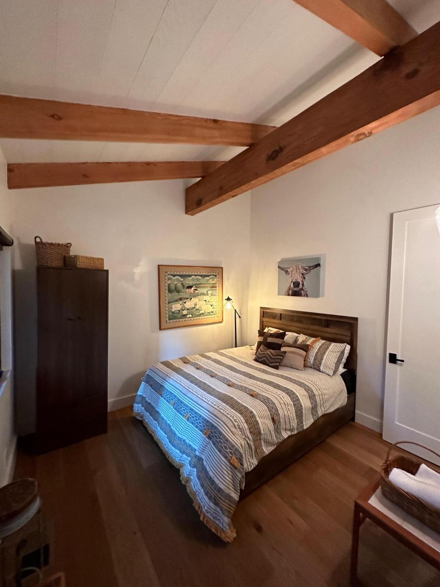Lake Tahoe Vacations - Modern Millcreek Home - Property Image 10