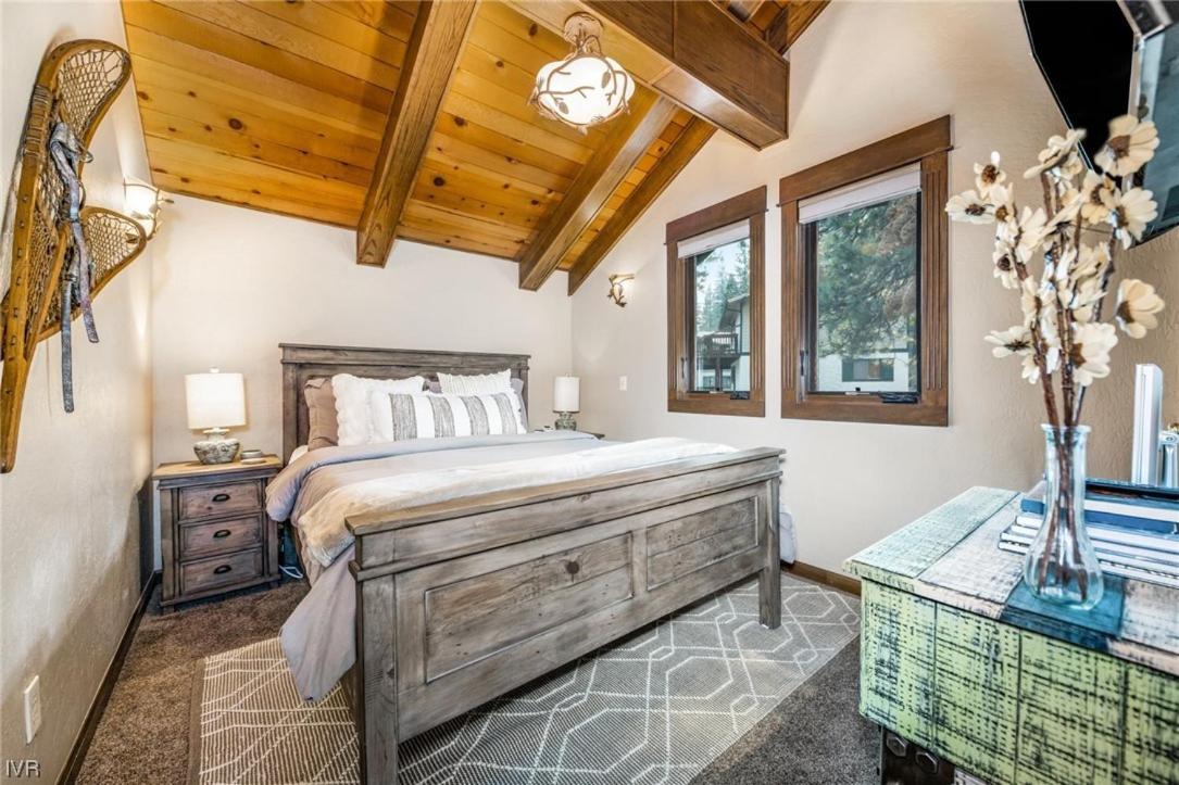 1331 Zurich Lane - Modern Mountain Chalet - Property Image 14